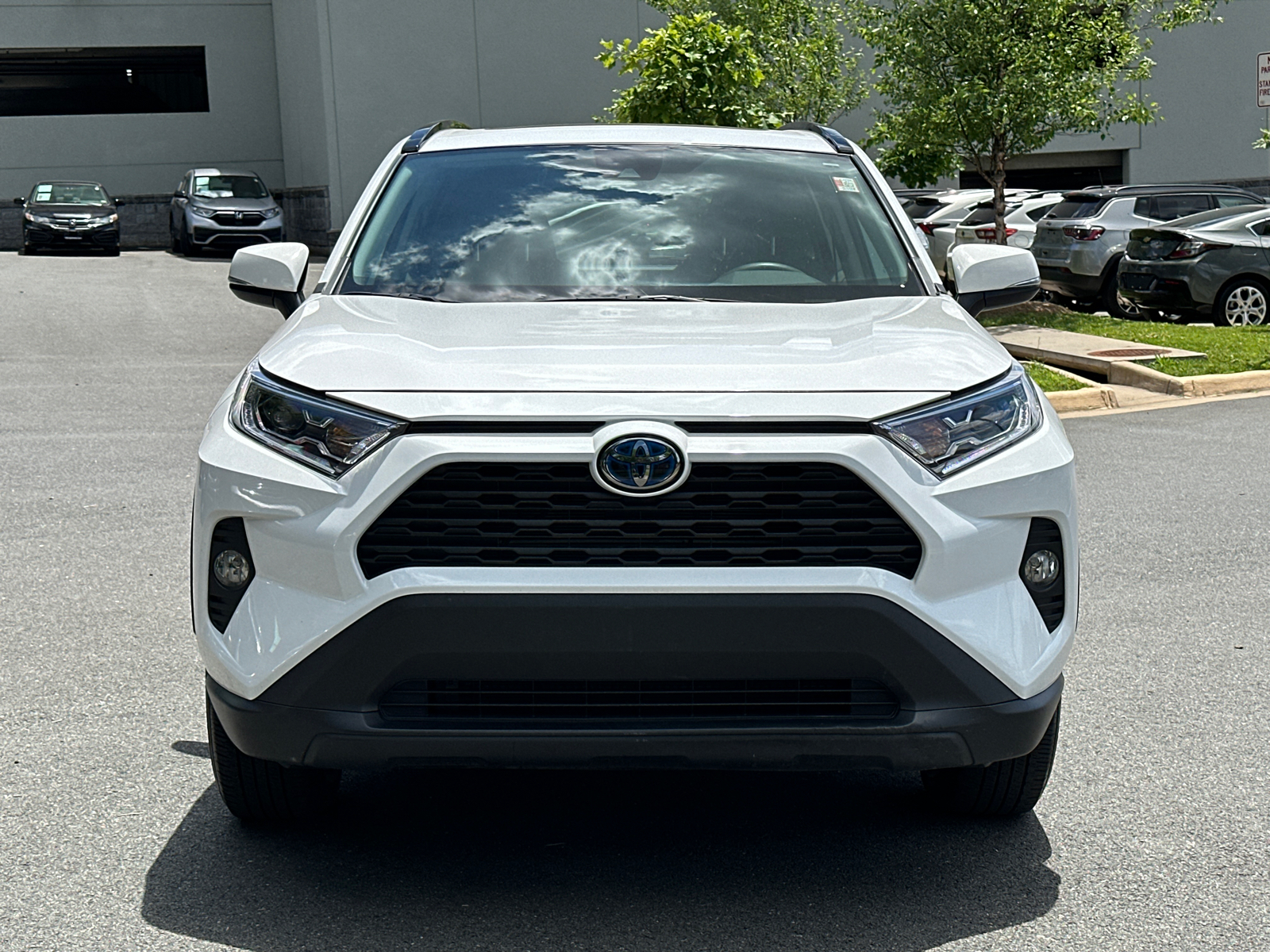 2021 Toyota RAV4 Hybrid XLE 2