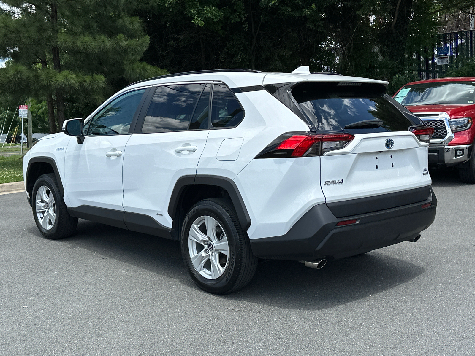 2021 Toyota RAV4 Hybrid XLE 7