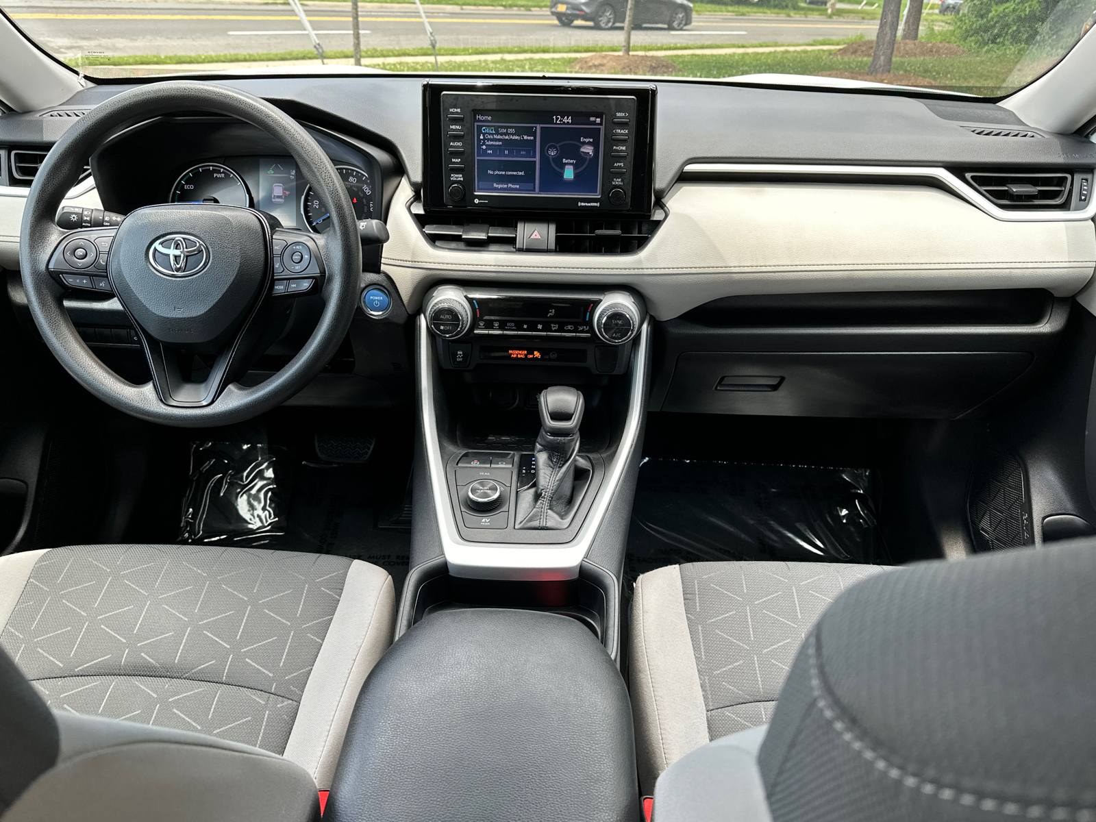 2021 Toyota RAV4 Hybrid XLE 16
