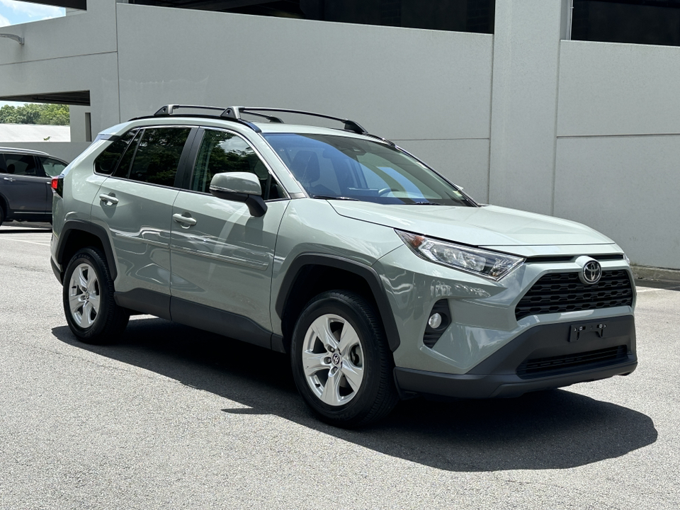 2021 Toyota RAV4 XLE 34