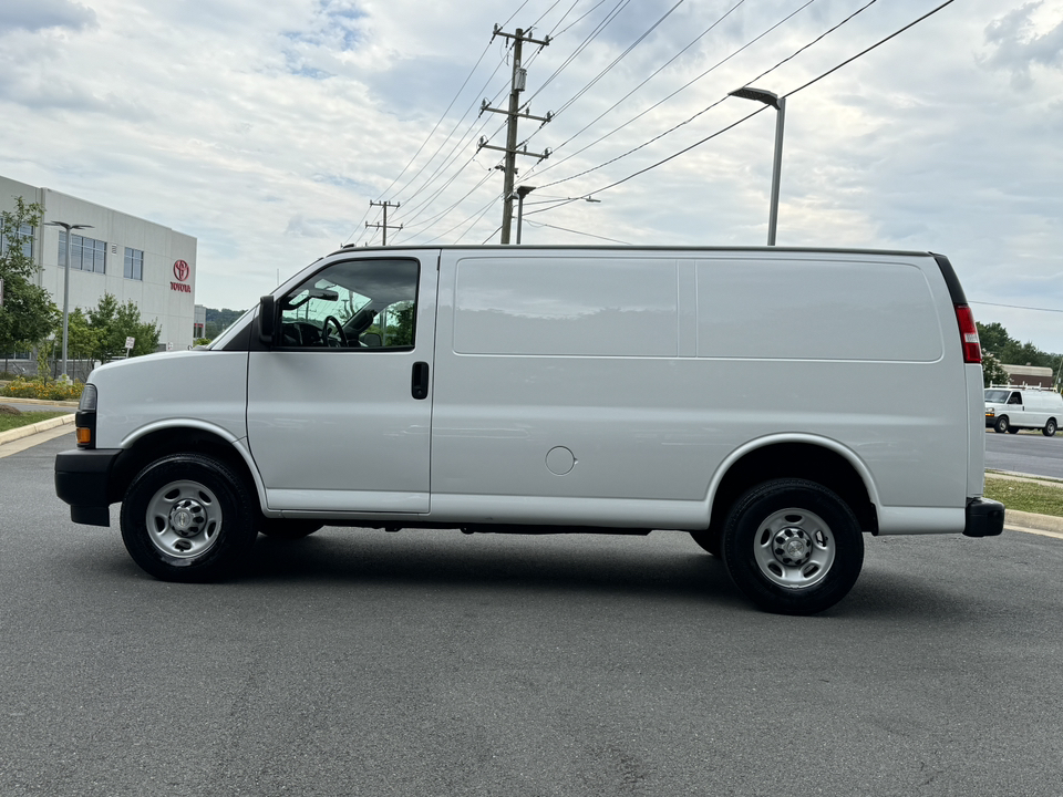 2022 Chevrolet Express 3500 Work Van 4