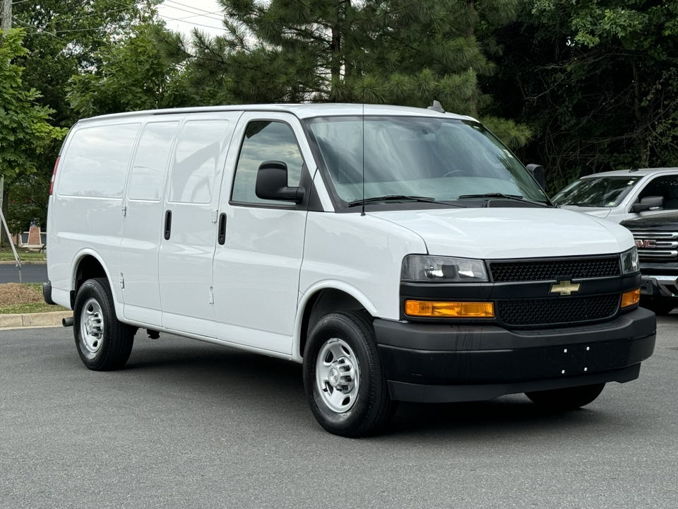 2022 Chevrolet Express 3500 Work Van 35