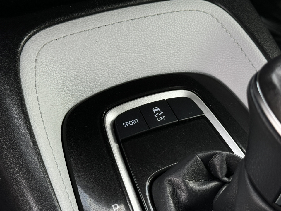 2022 Toyota Corolla Hatchback SE 30