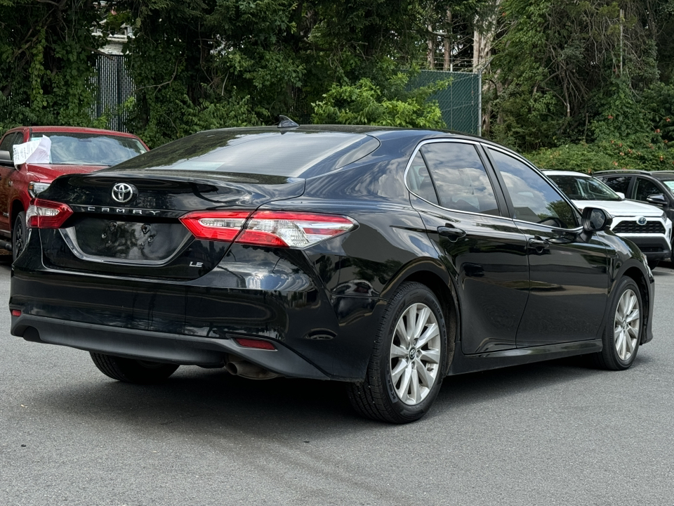 2019 Toyota Camry LE 4
