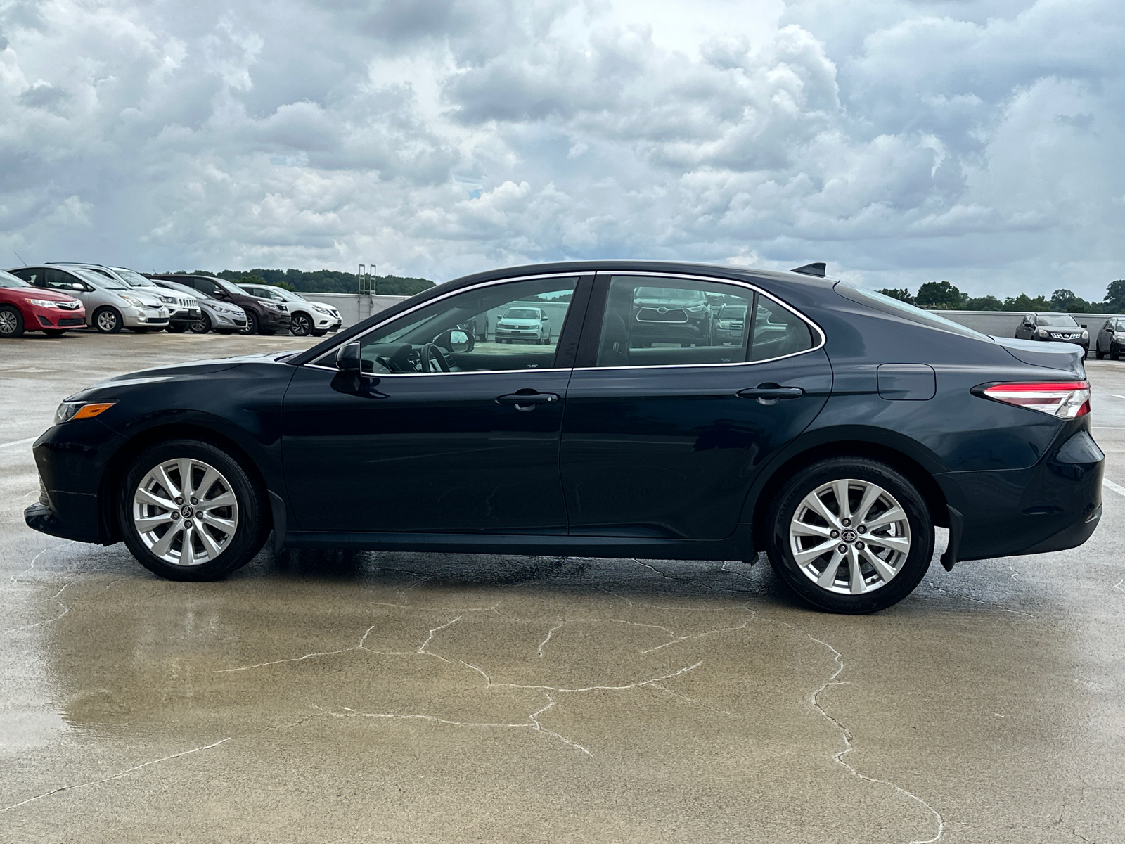 2020 Toyota Camry LE 3