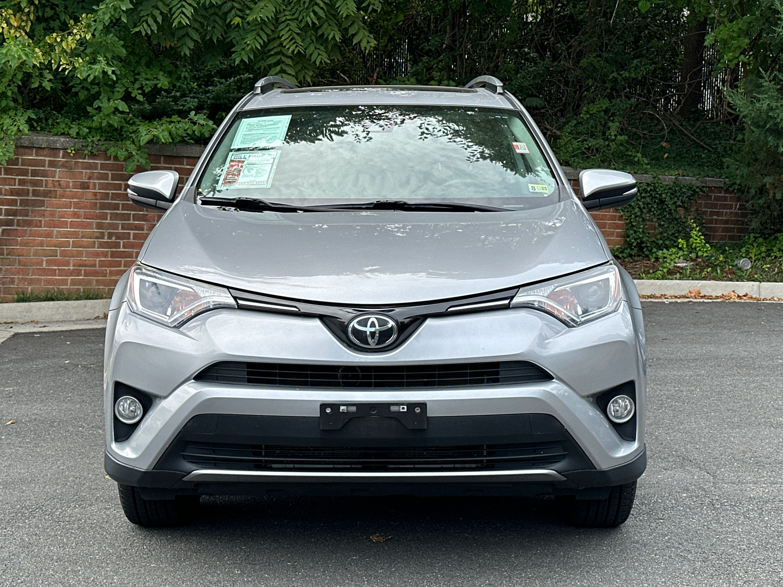 2018 Toyota RAV4 XLE 2