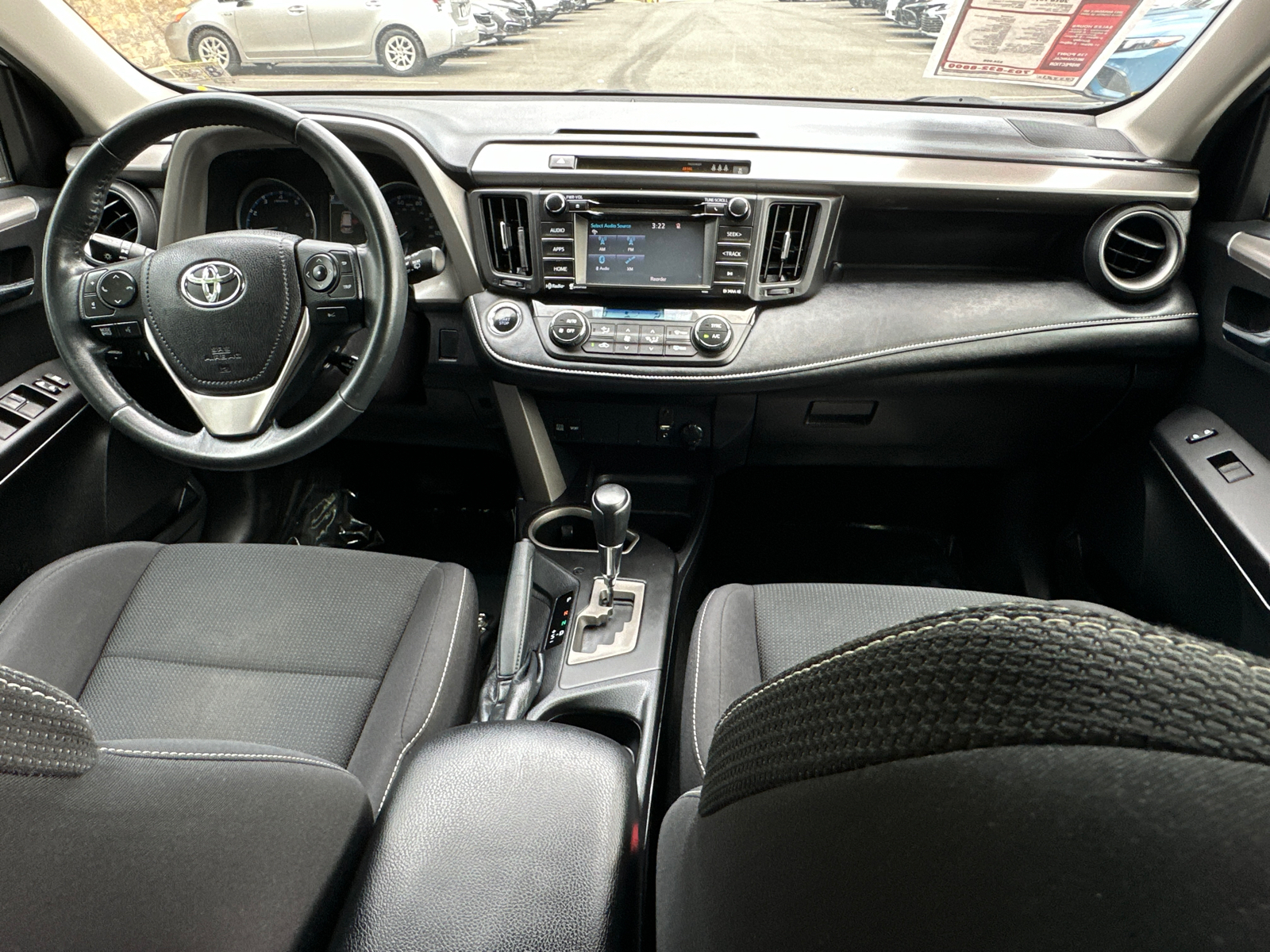 2018 Toyota RAV4 XLE 17