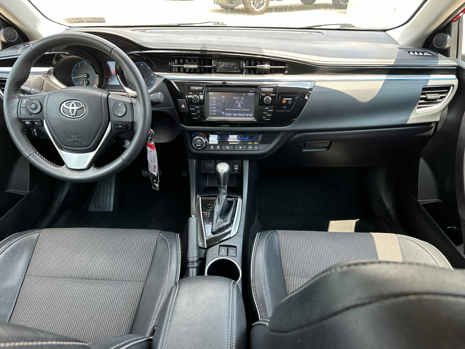 2015 Toyota Corolla S Plus 14