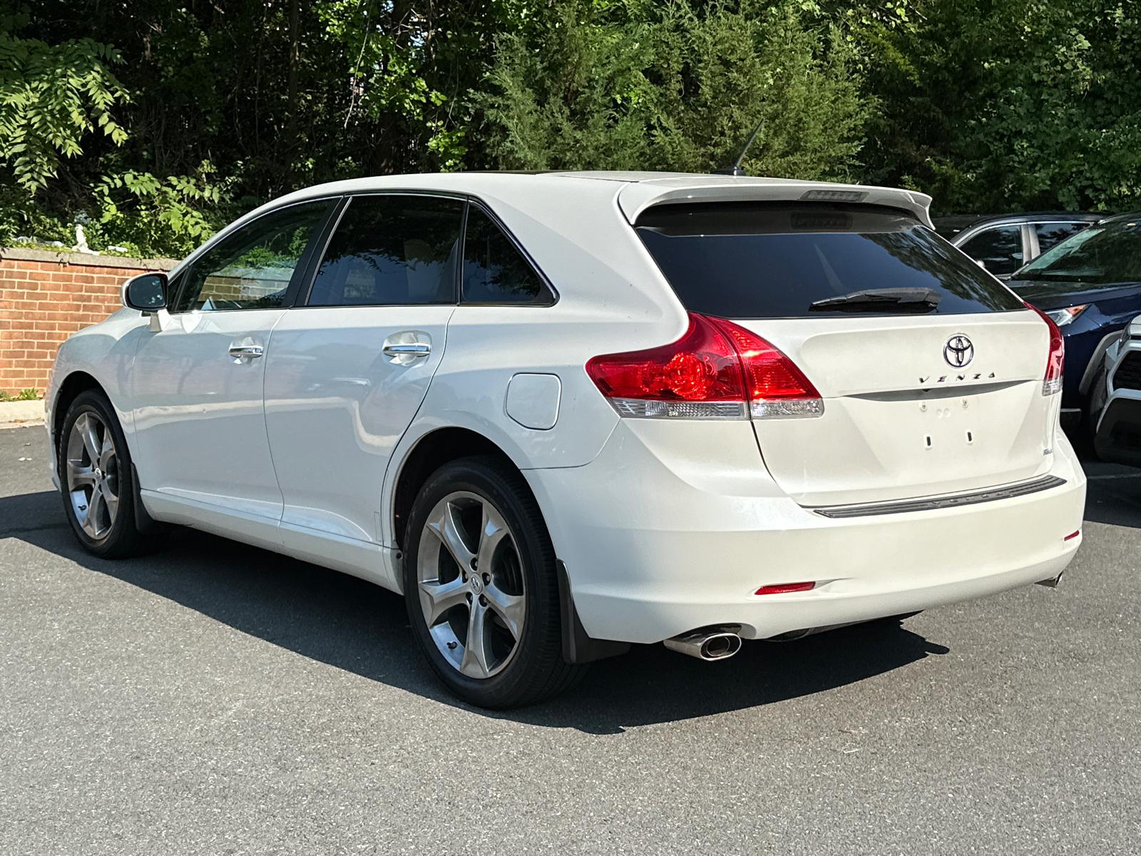 2011 Toyota Venza Base 6