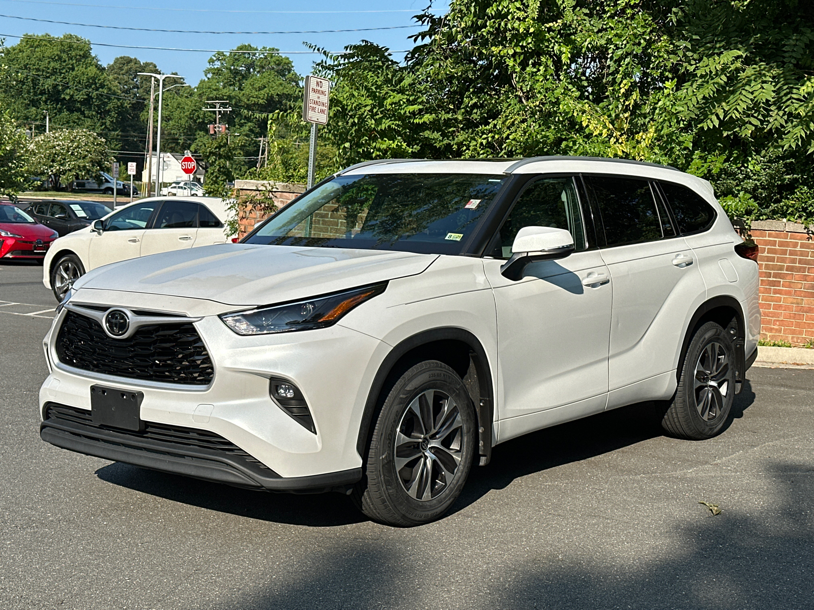 2022 Toyota Highlander XLE 3