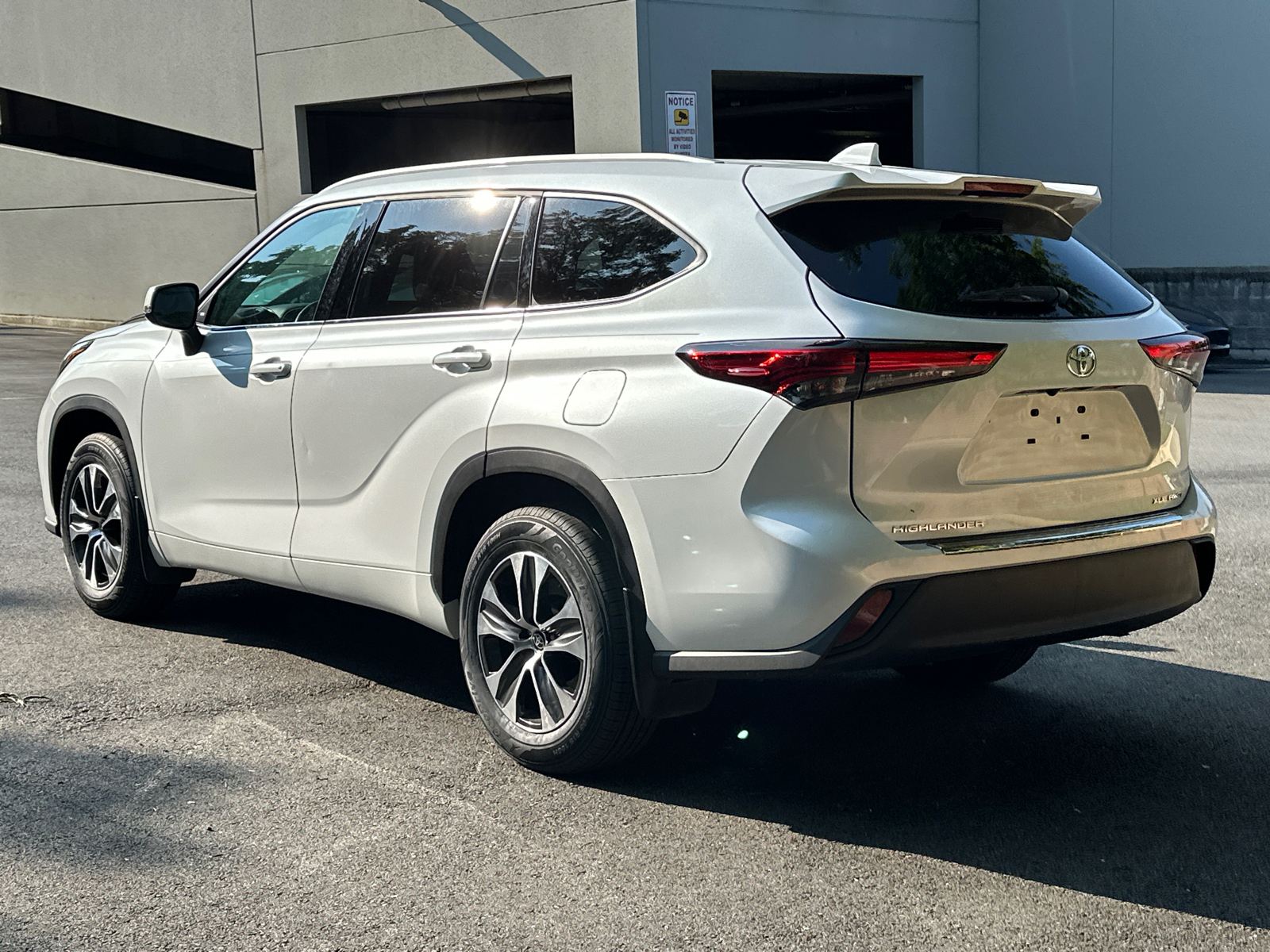 2022 Toyota Highlander XLE 6