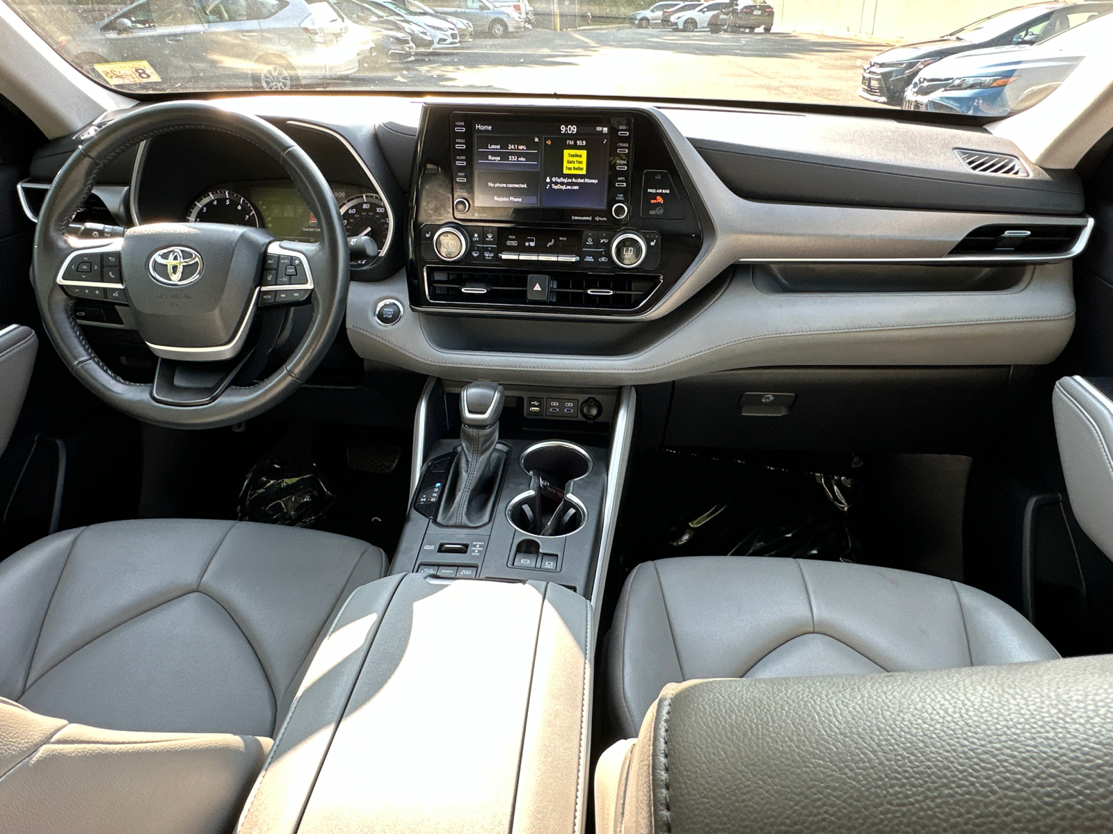 2022 Toyota Highlander XLE 17