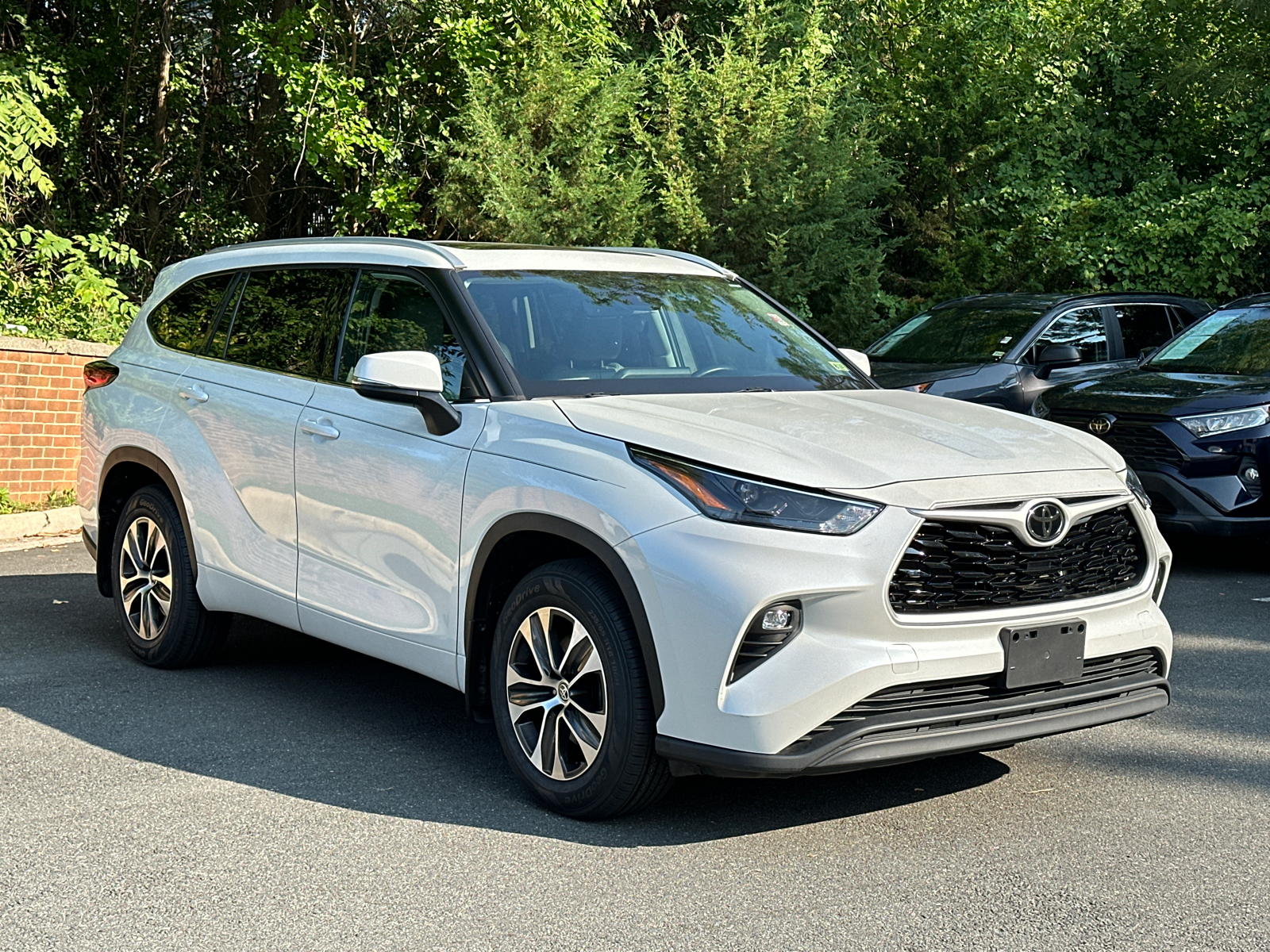 2022 Toyota Highlander XLE 35