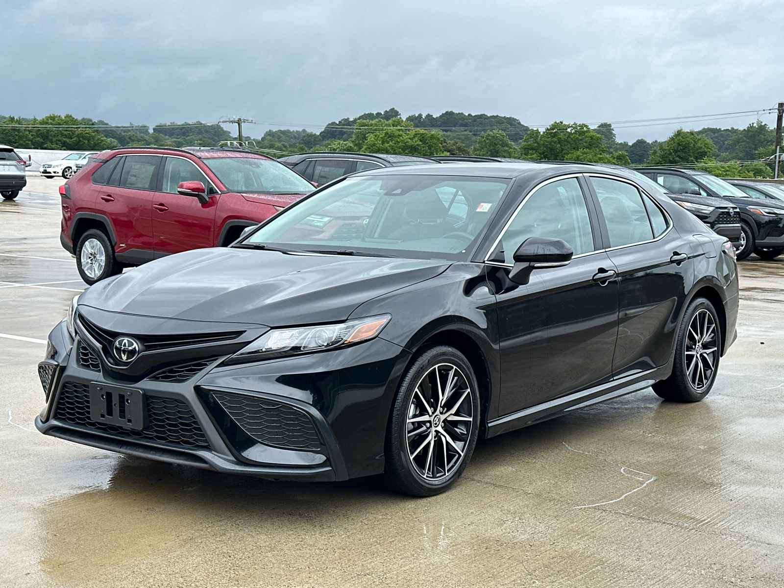 2024 Toyota Camry SE 3