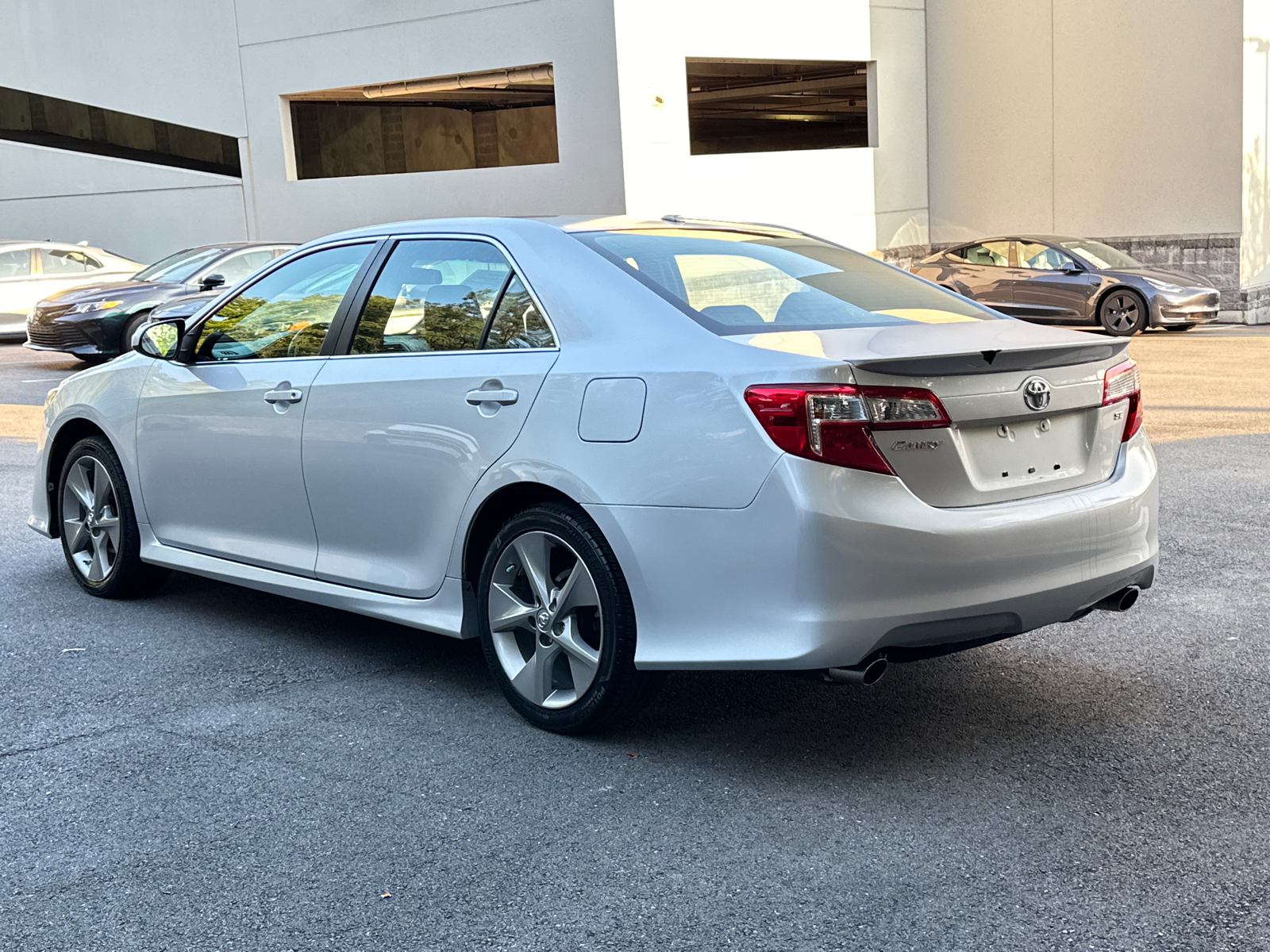 2013 Toyota Camry SE 4