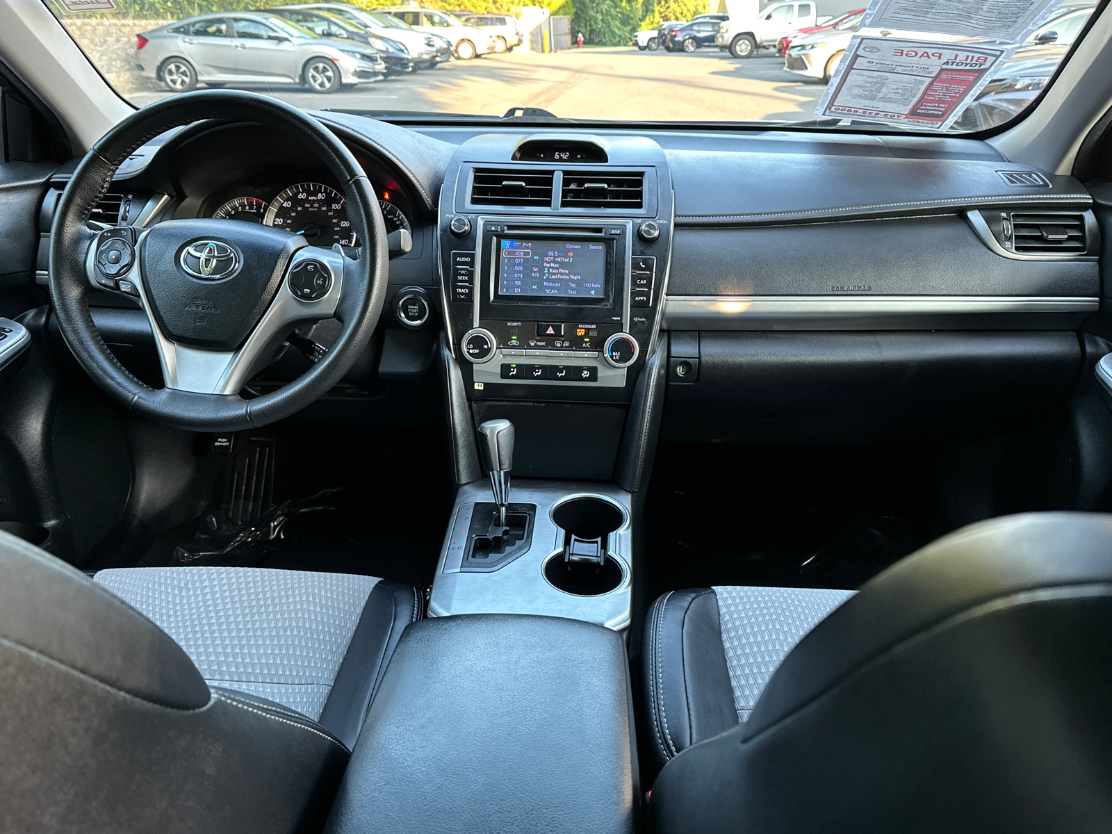 2013 Toyota Camry SE 12