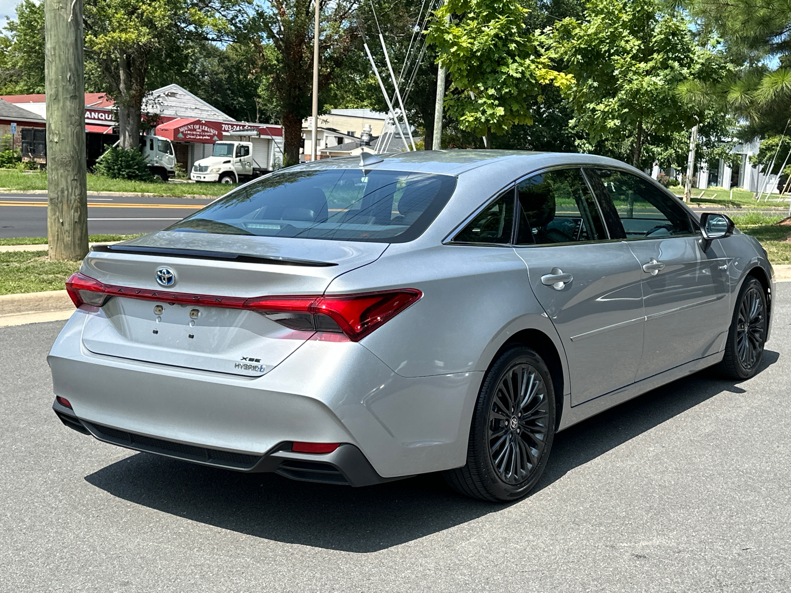 2021 Toyota Avalon Hybrid XSE 8