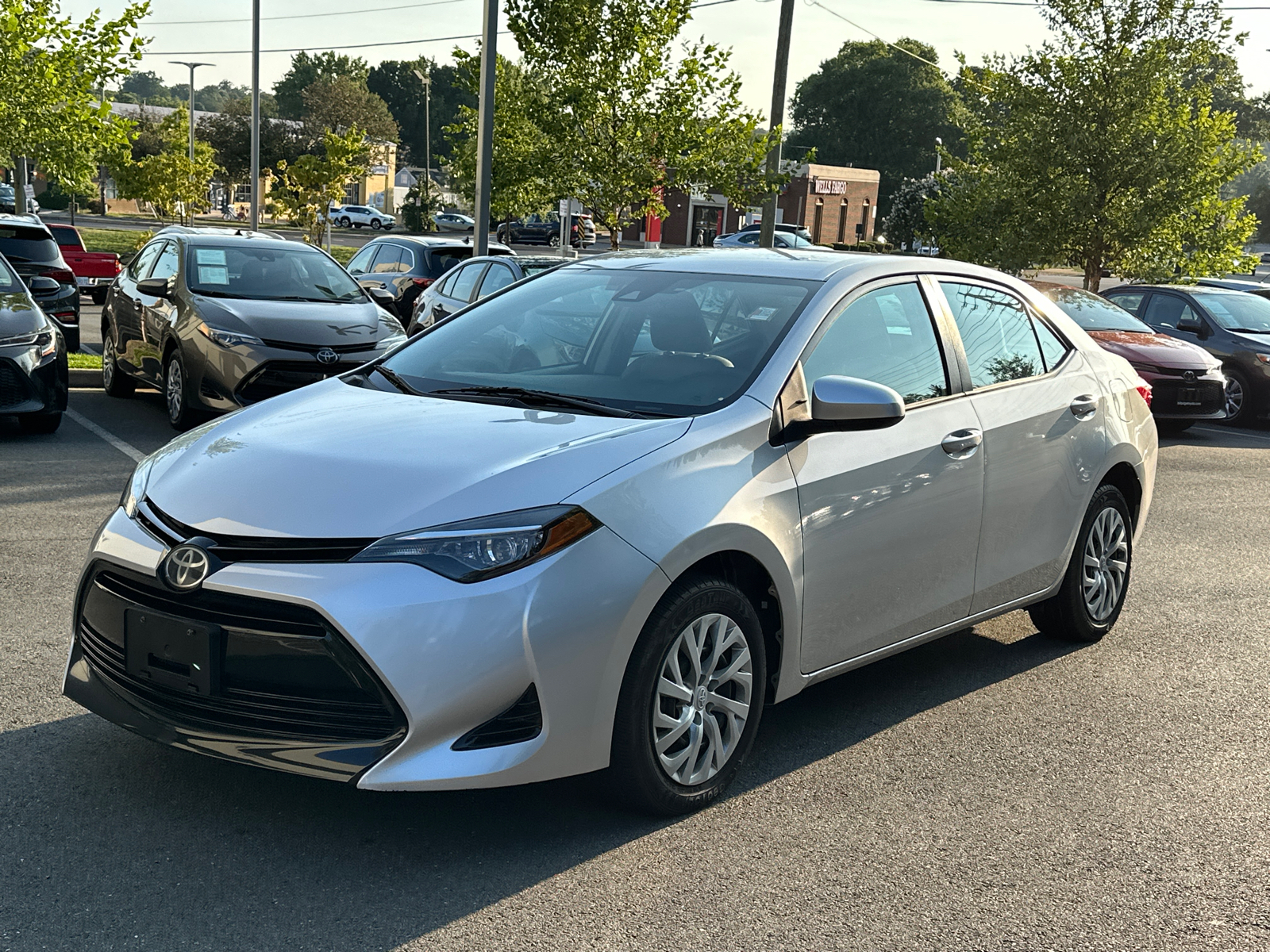 2017 Toyota Corolla LE 31