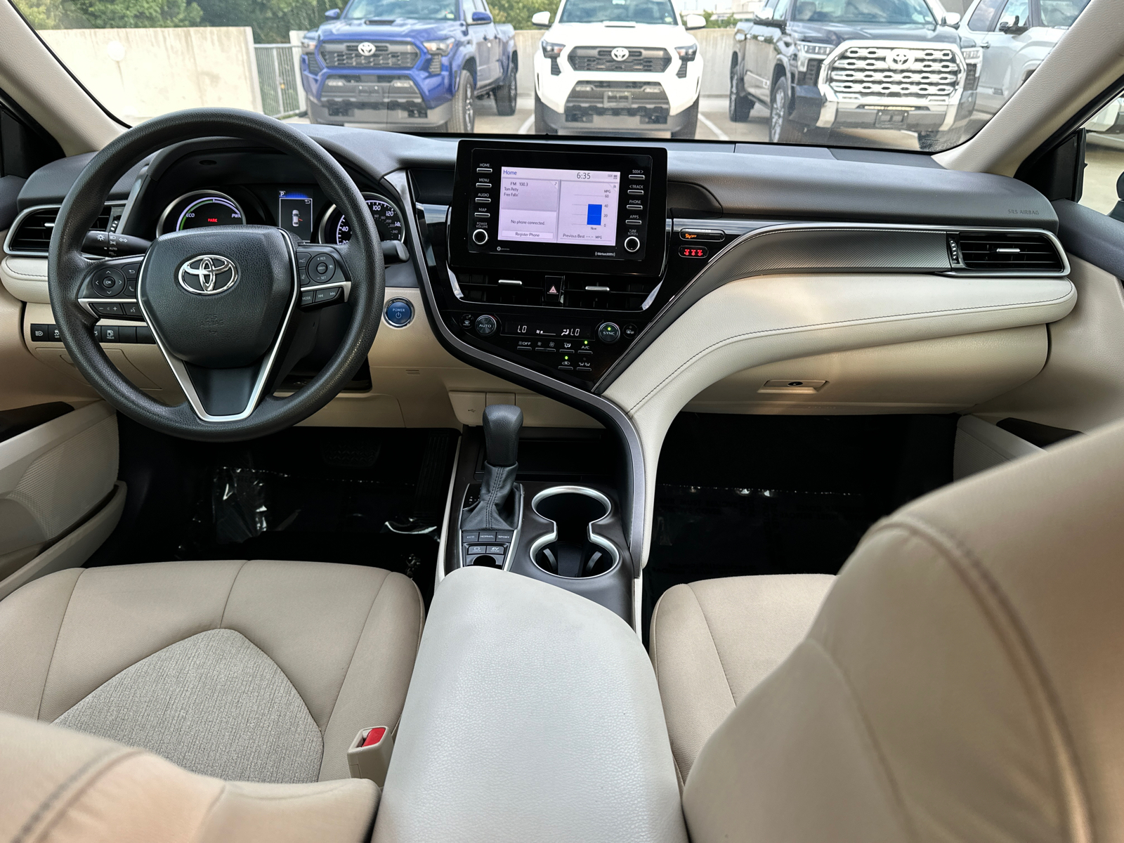 2021 Toyota Camry Hybrid LE 14