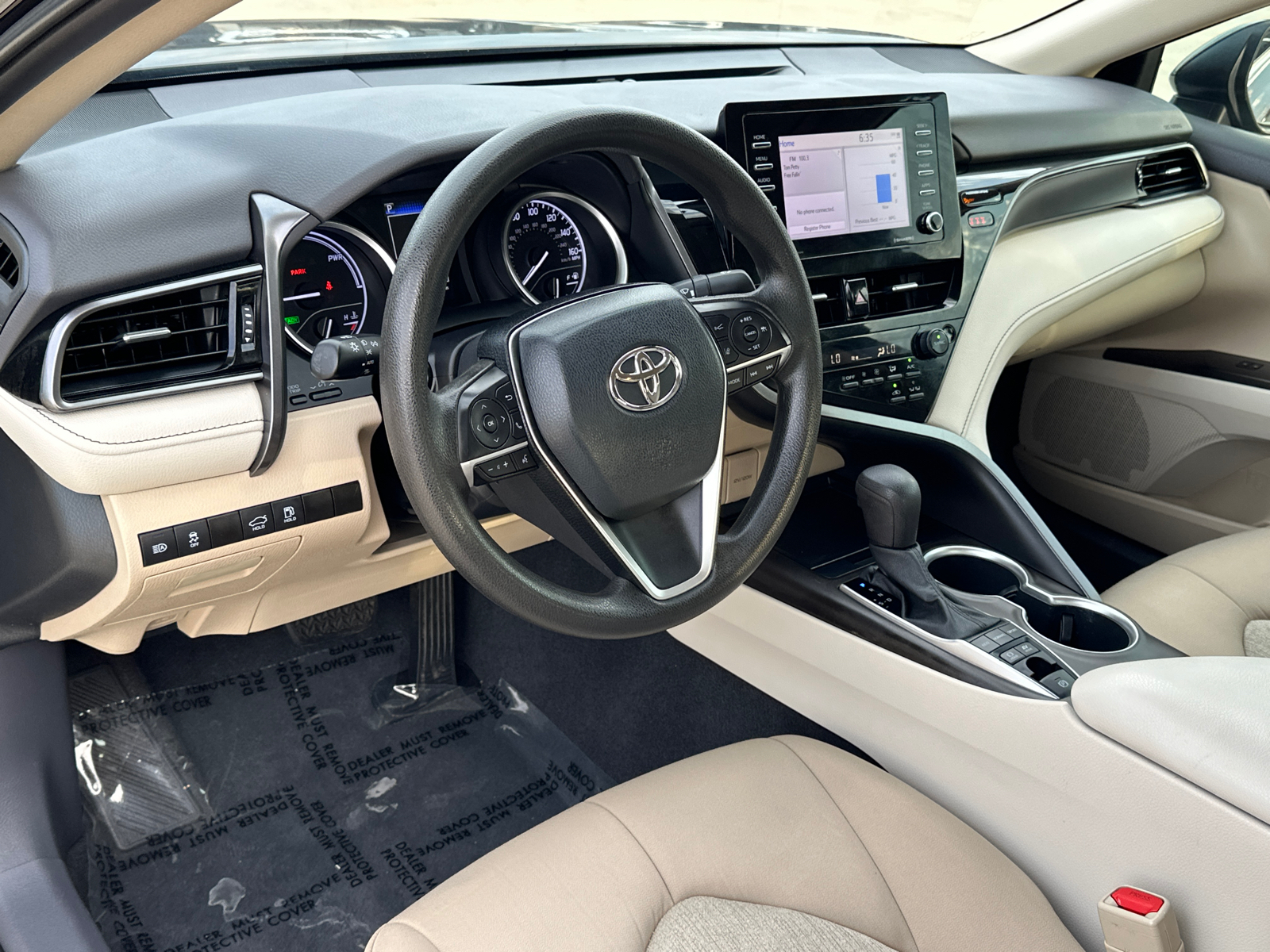 2021 Toyota Camry Hybrid LE 17