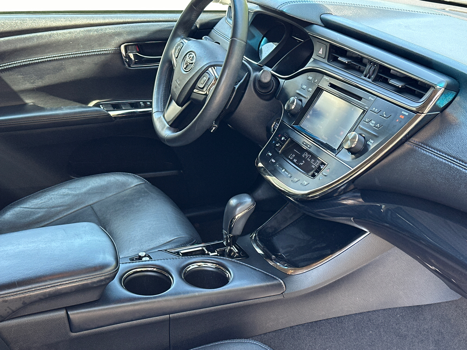 2015 Toyota Avalon XLE Touring 13