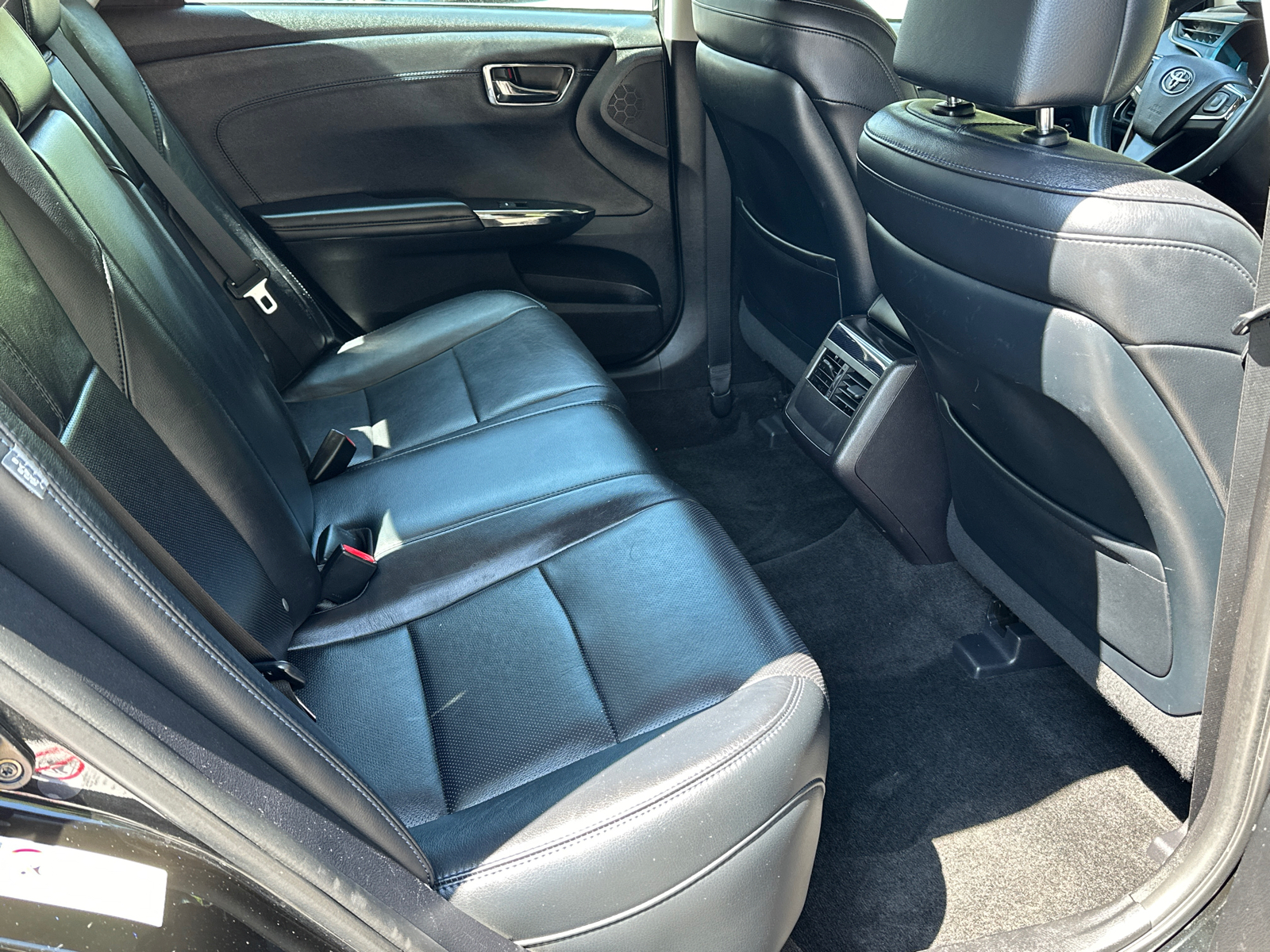 2015 Toyota Avalon XLE Touring 16