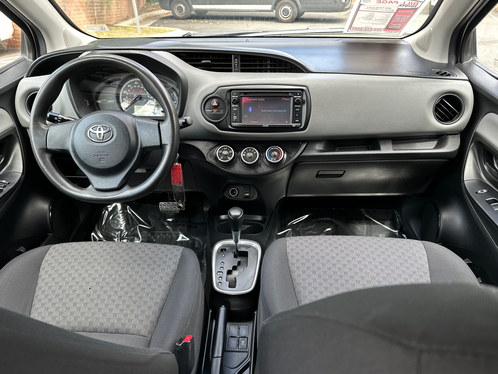 2016 Toyota Yaris L 14