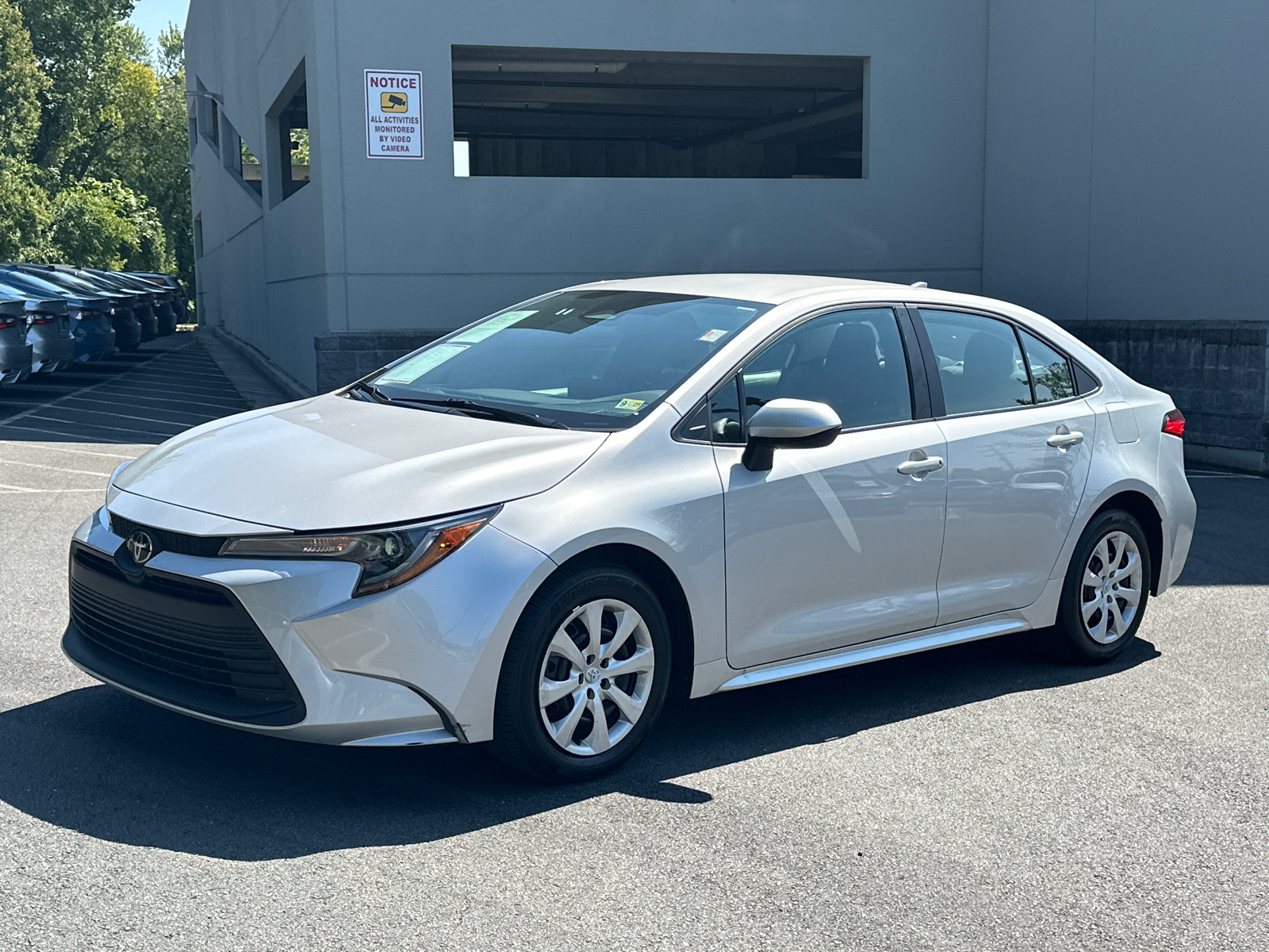 2023 Toyota Corolla LE 3