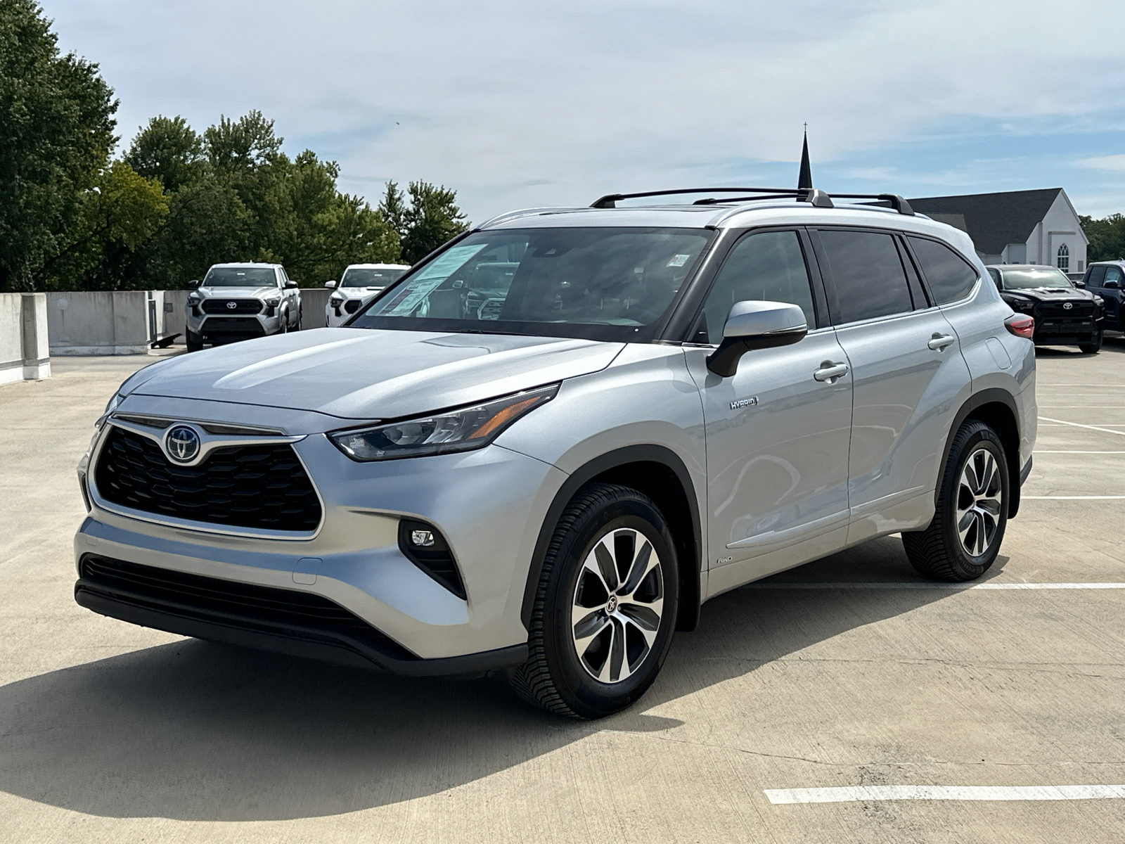 2020 Toyota Highlander Hybrid XLE 3