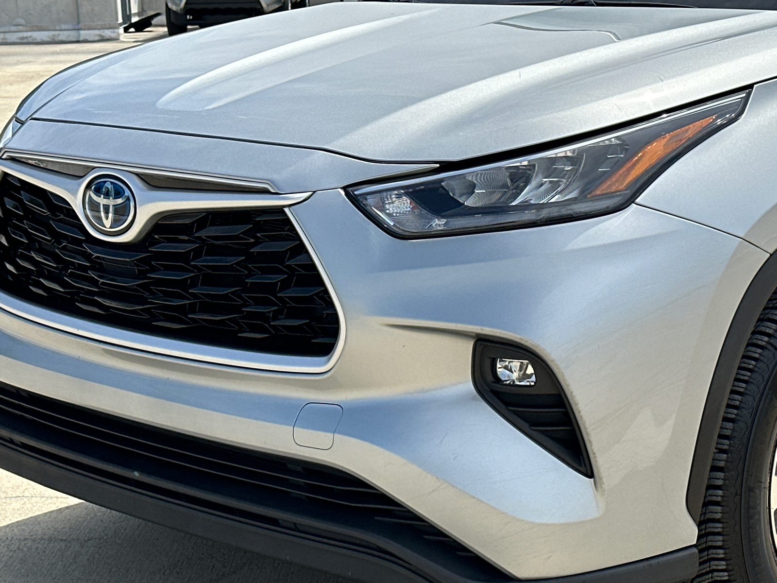 2020 Toyota Highlander Hybrid XLE 4