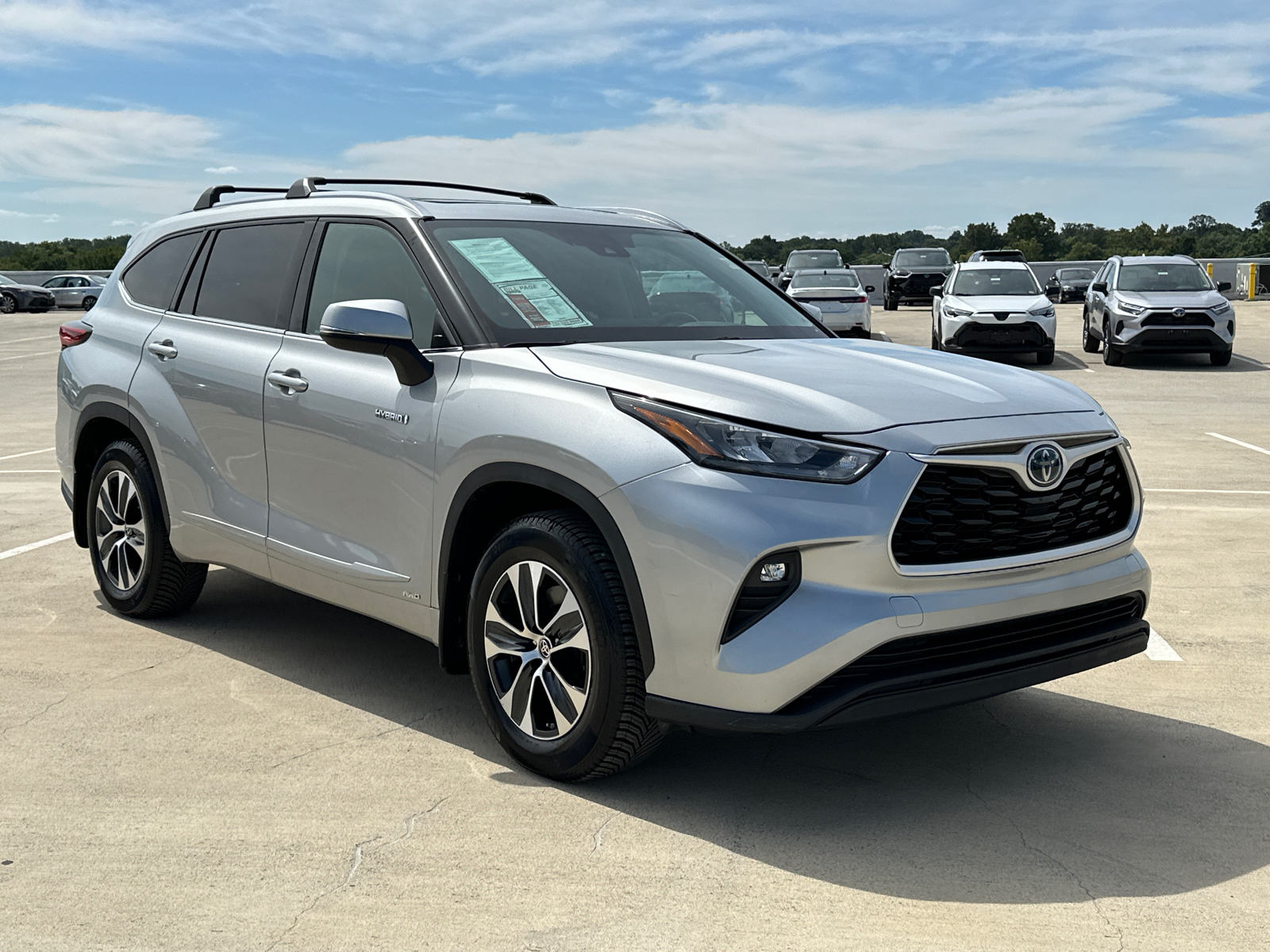 2020 Toyota Highlander Hybrid XLE 38