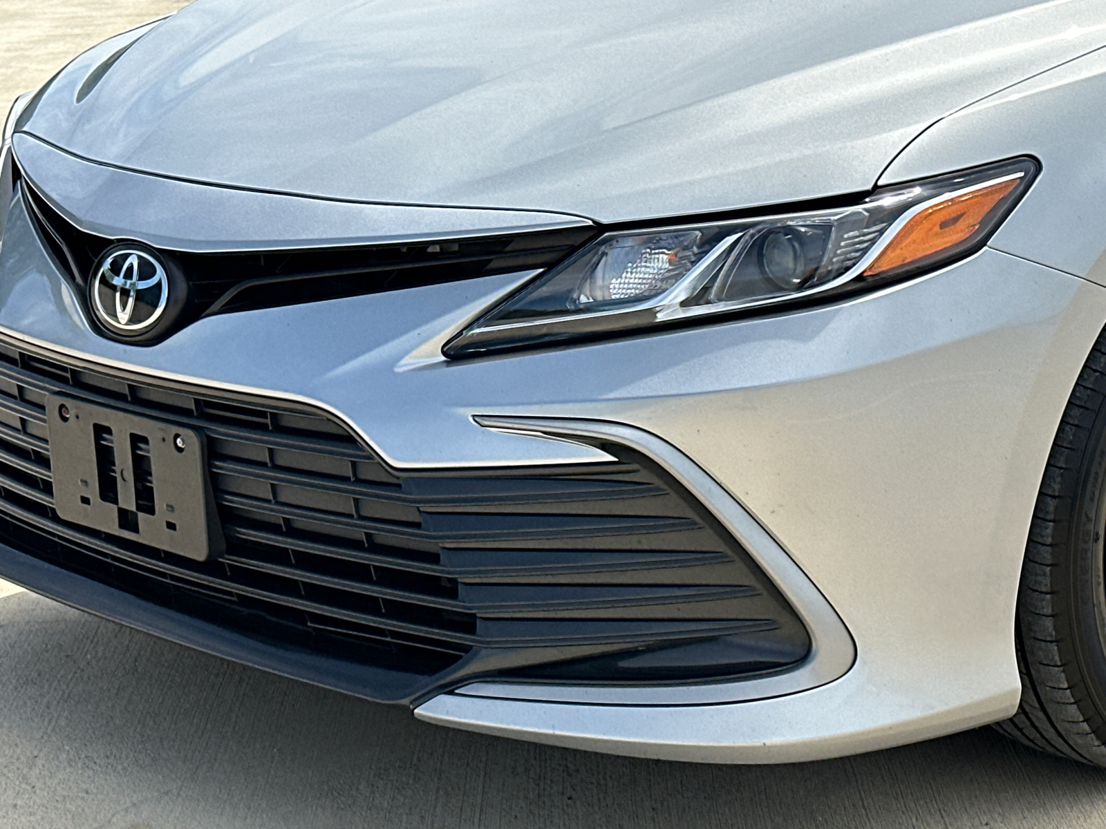 2022 Toyota Camry LE 4