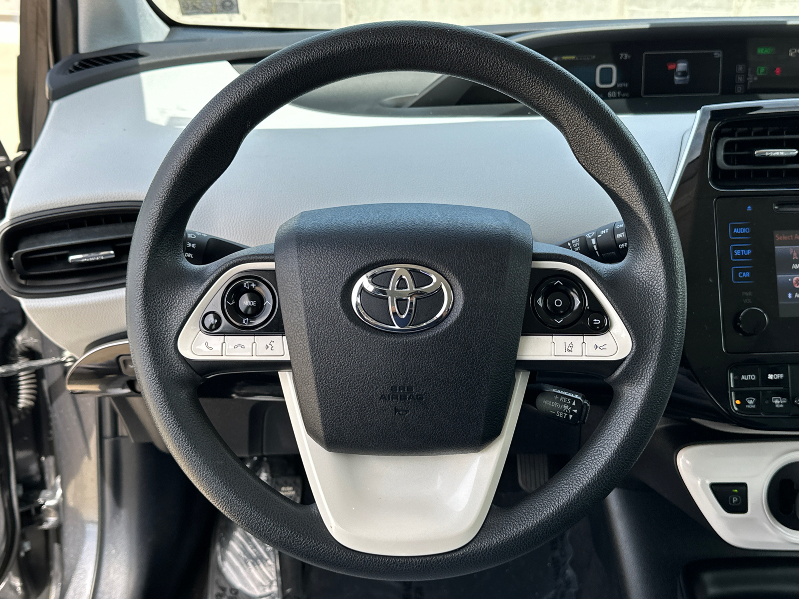 2017 Toyota Prius Two 29