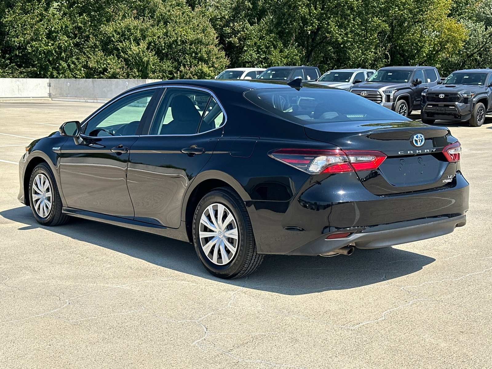 2021 Toyota Camry Hybrid LE 6