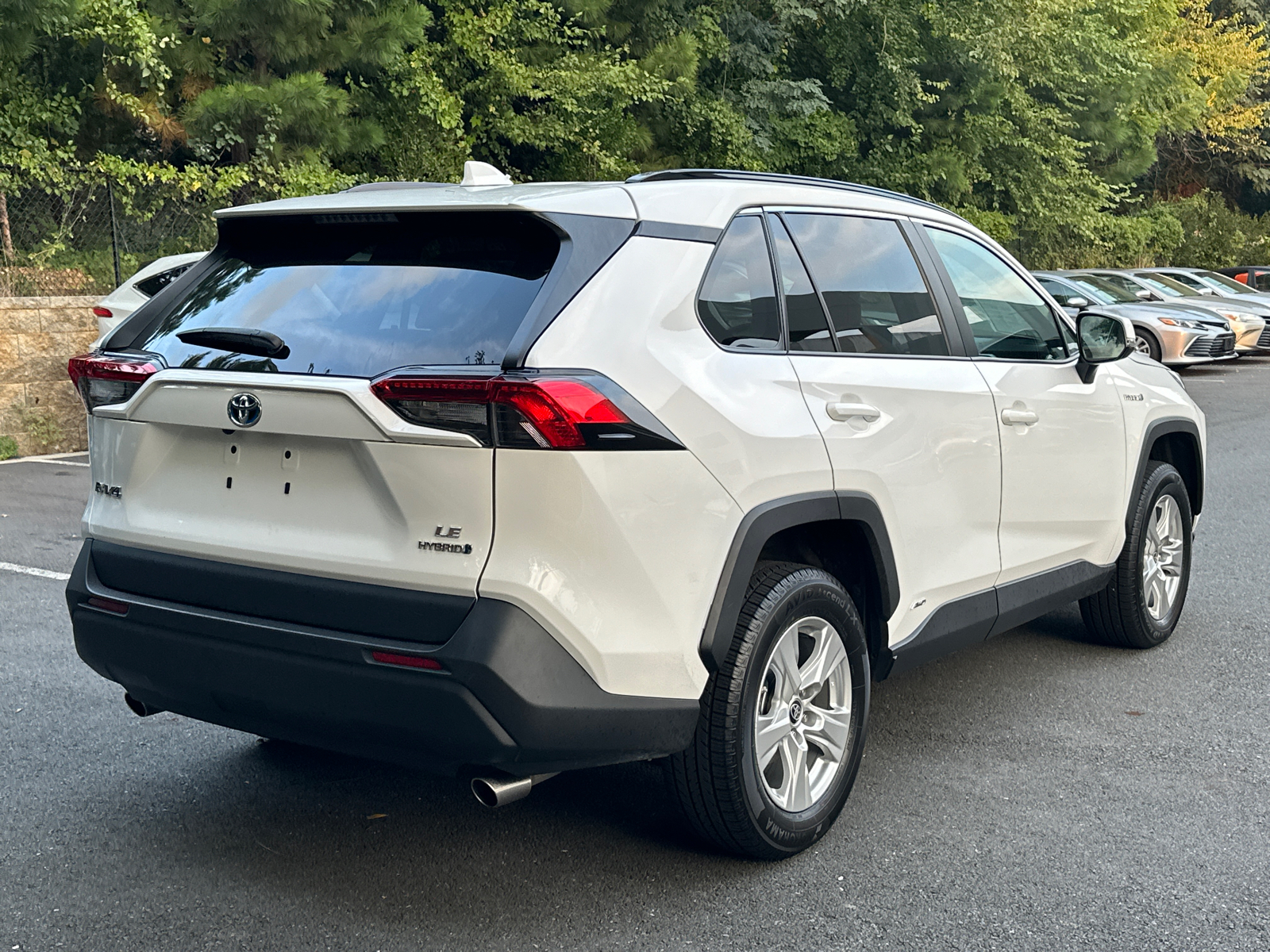 2021 Toyota RAV4 Hybrid LE 7