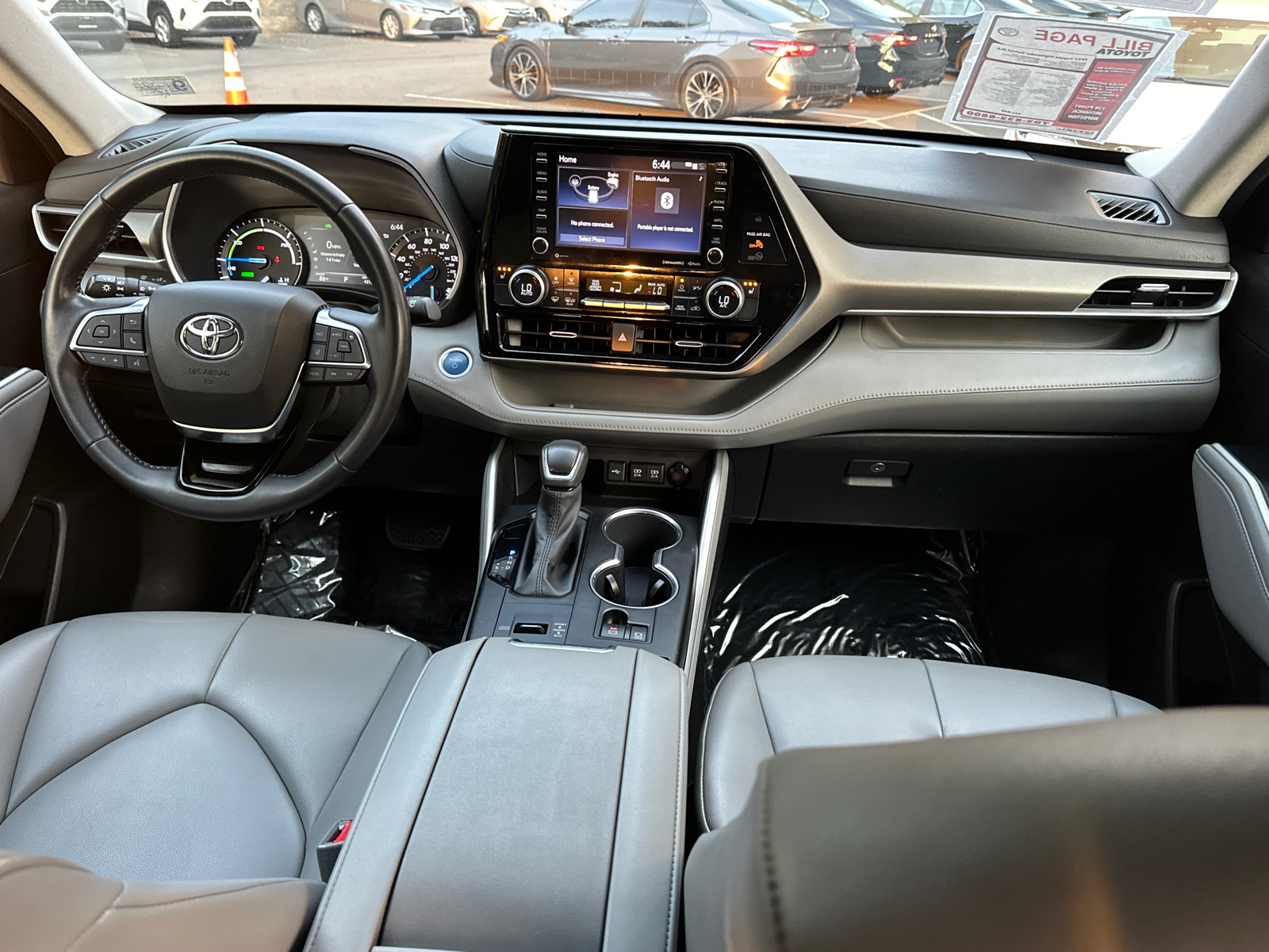 2021 Toyota Highlander Hybrid XLE 18