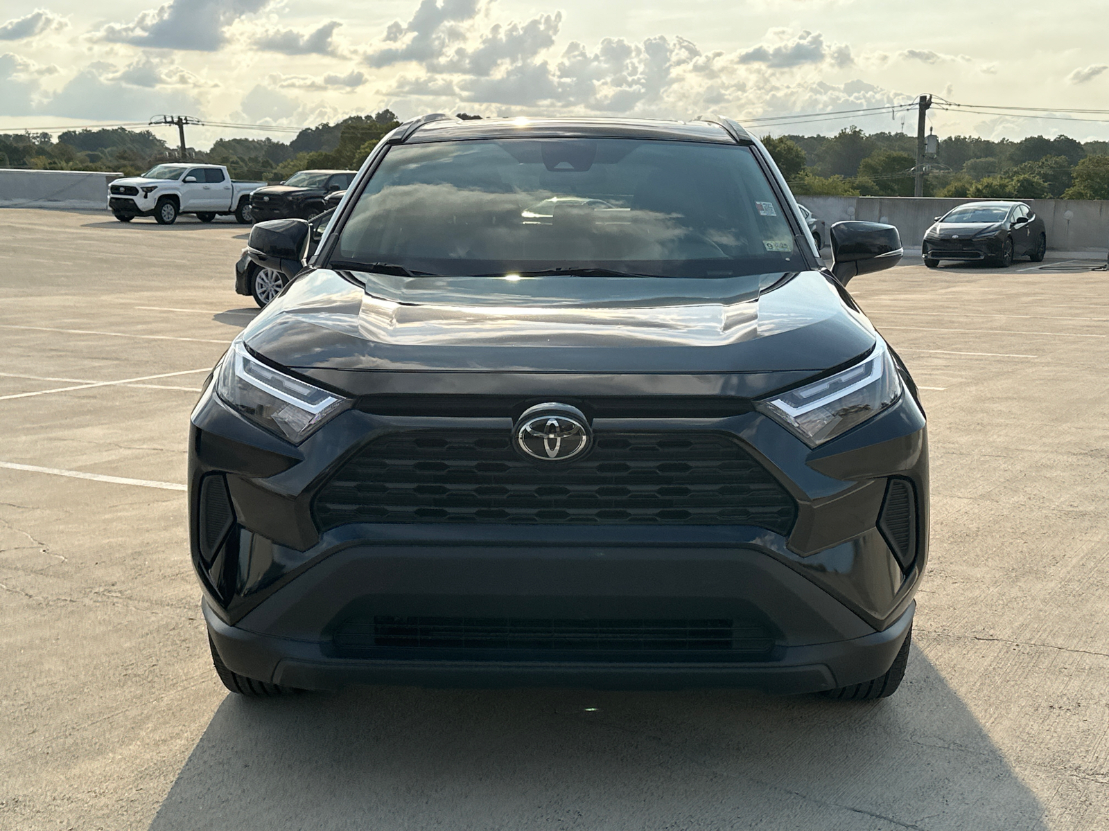 2023 Toyota RAV4 XLE 2