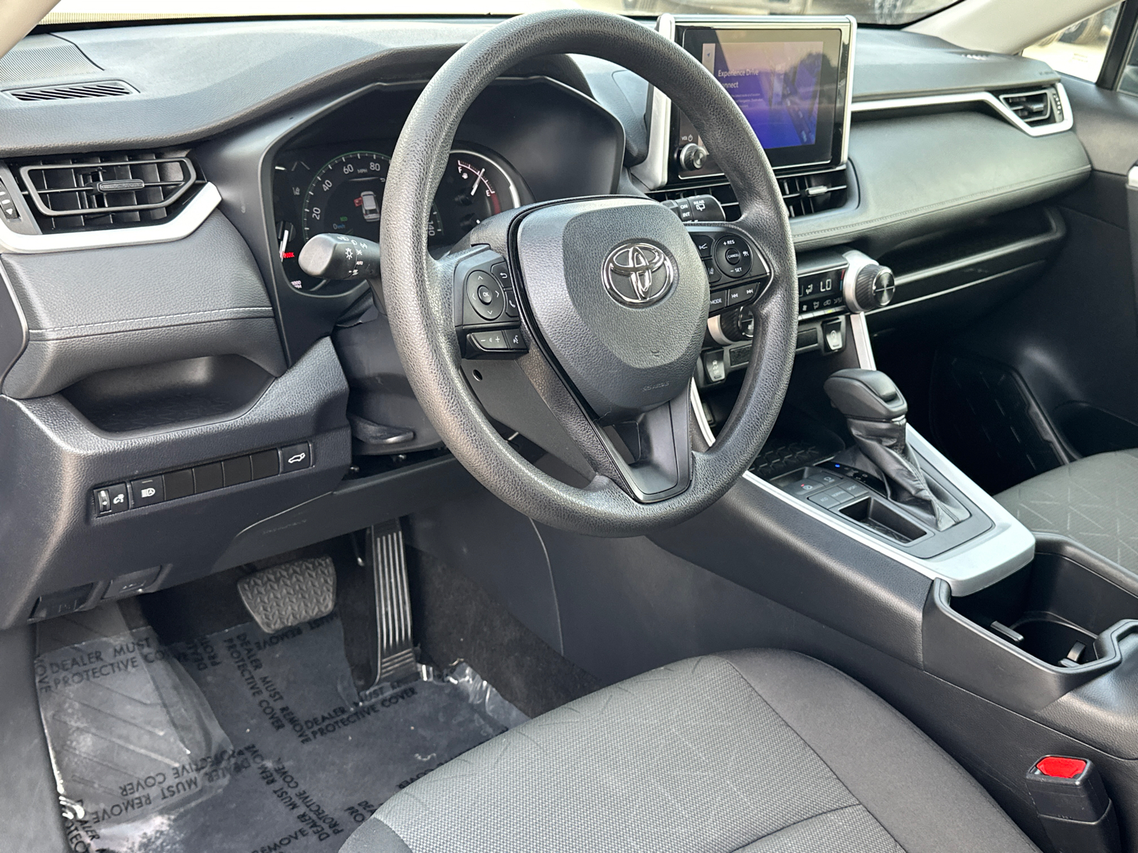 2023 Toyota RAV4 XLE 20