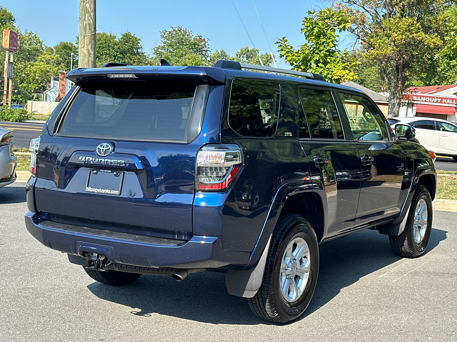 2024 Toyota 4Runner SR5 Premium 8