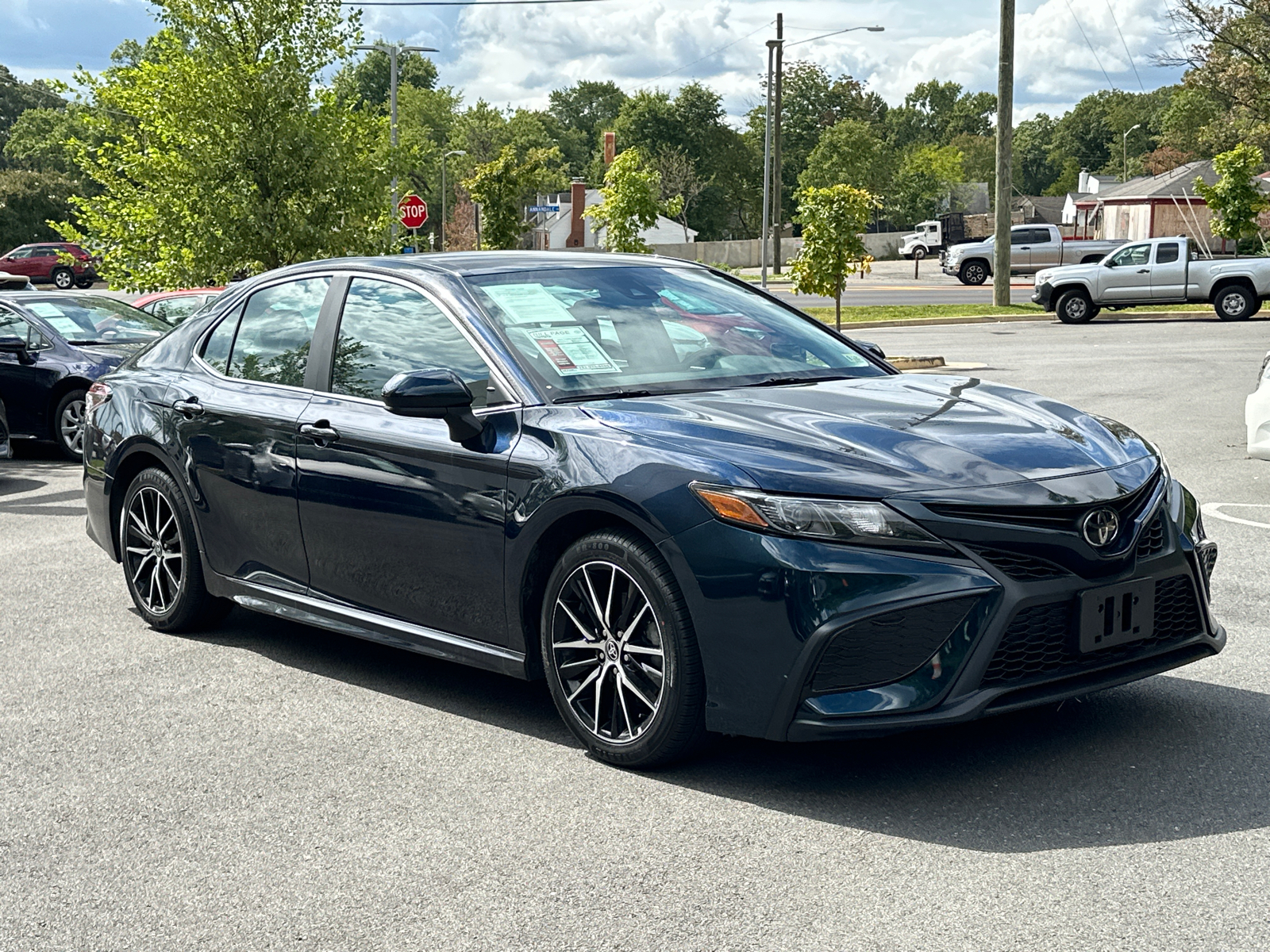 2021 Toyota Camry SE 31