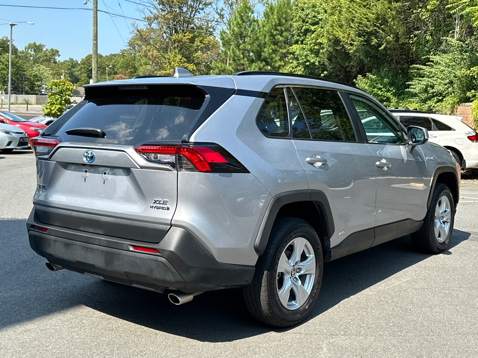 2021 Toyota RAV4 Hybrid XLE 7