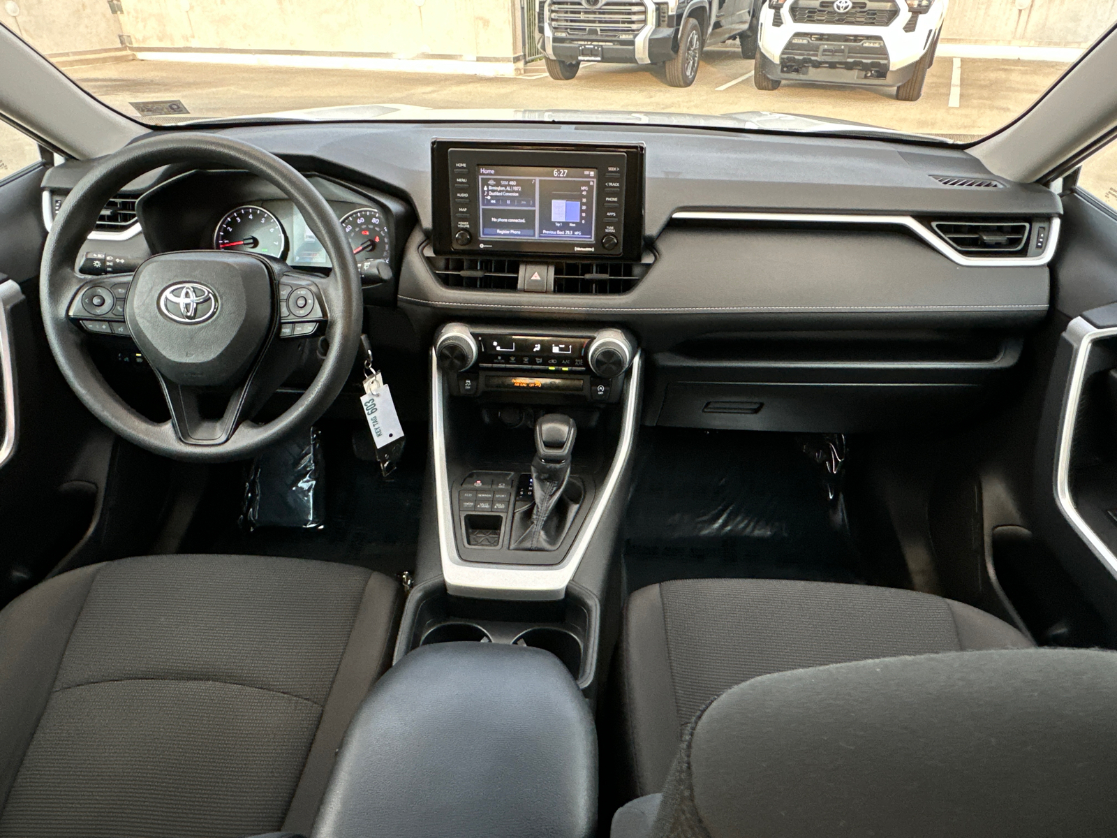 2020 Toyota RAV4 LE 17