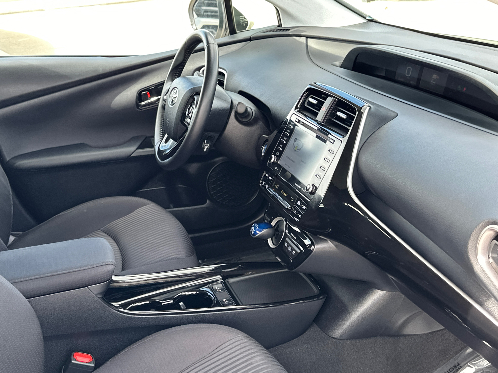 2021 Toyota Prius Prime LE 12