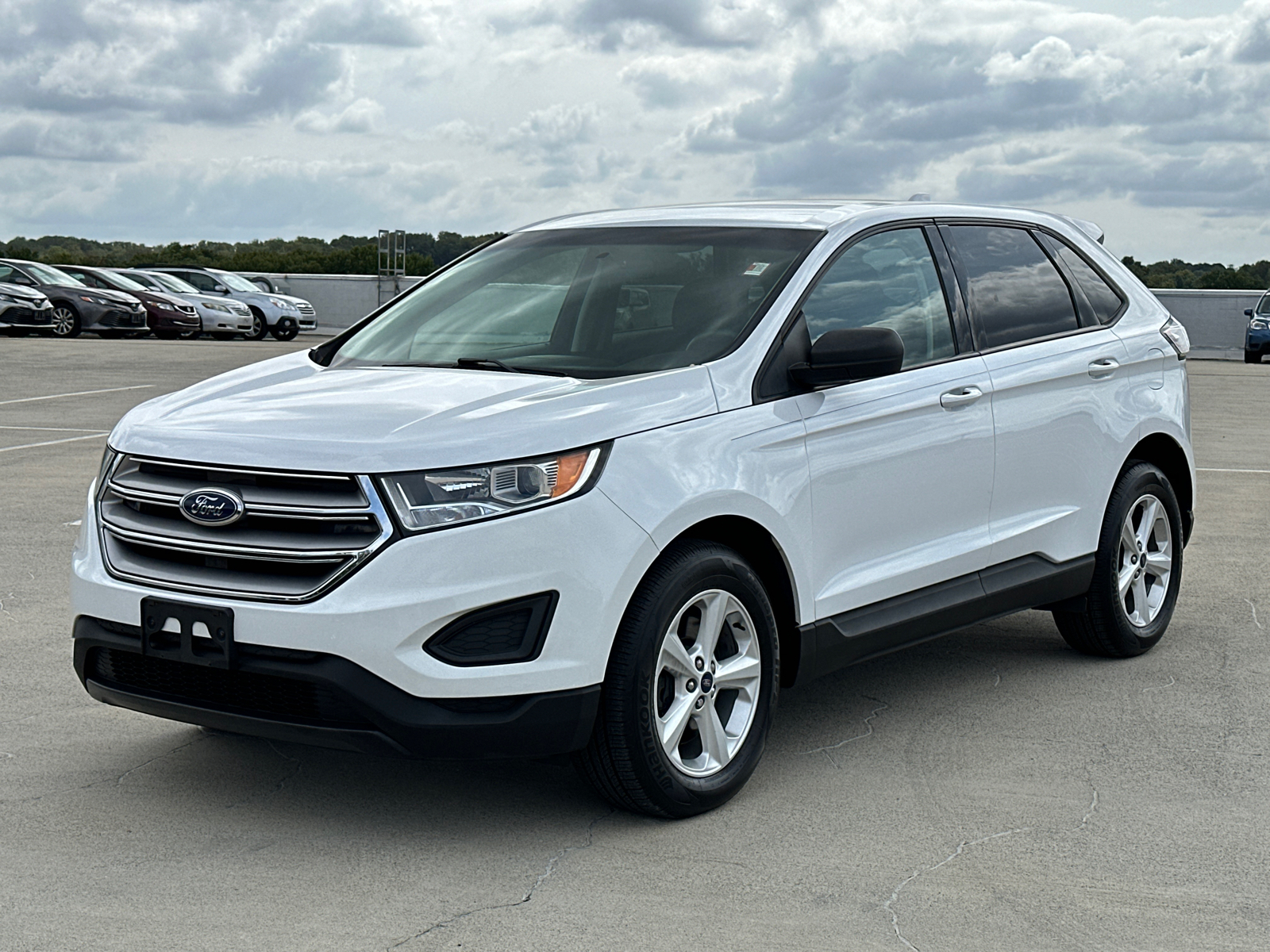 2017 Ford Edge SE 3