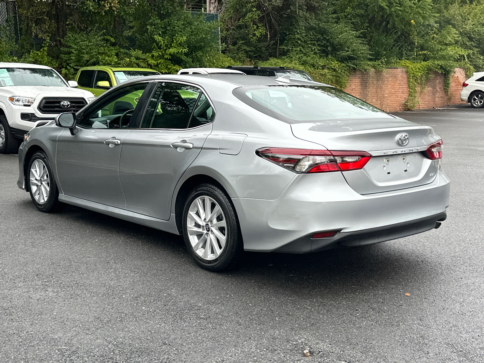 2023 Toyota Camry LE 4