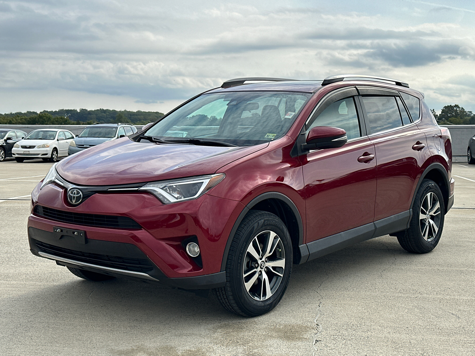 2018 Toyota RAV4 XLE 3