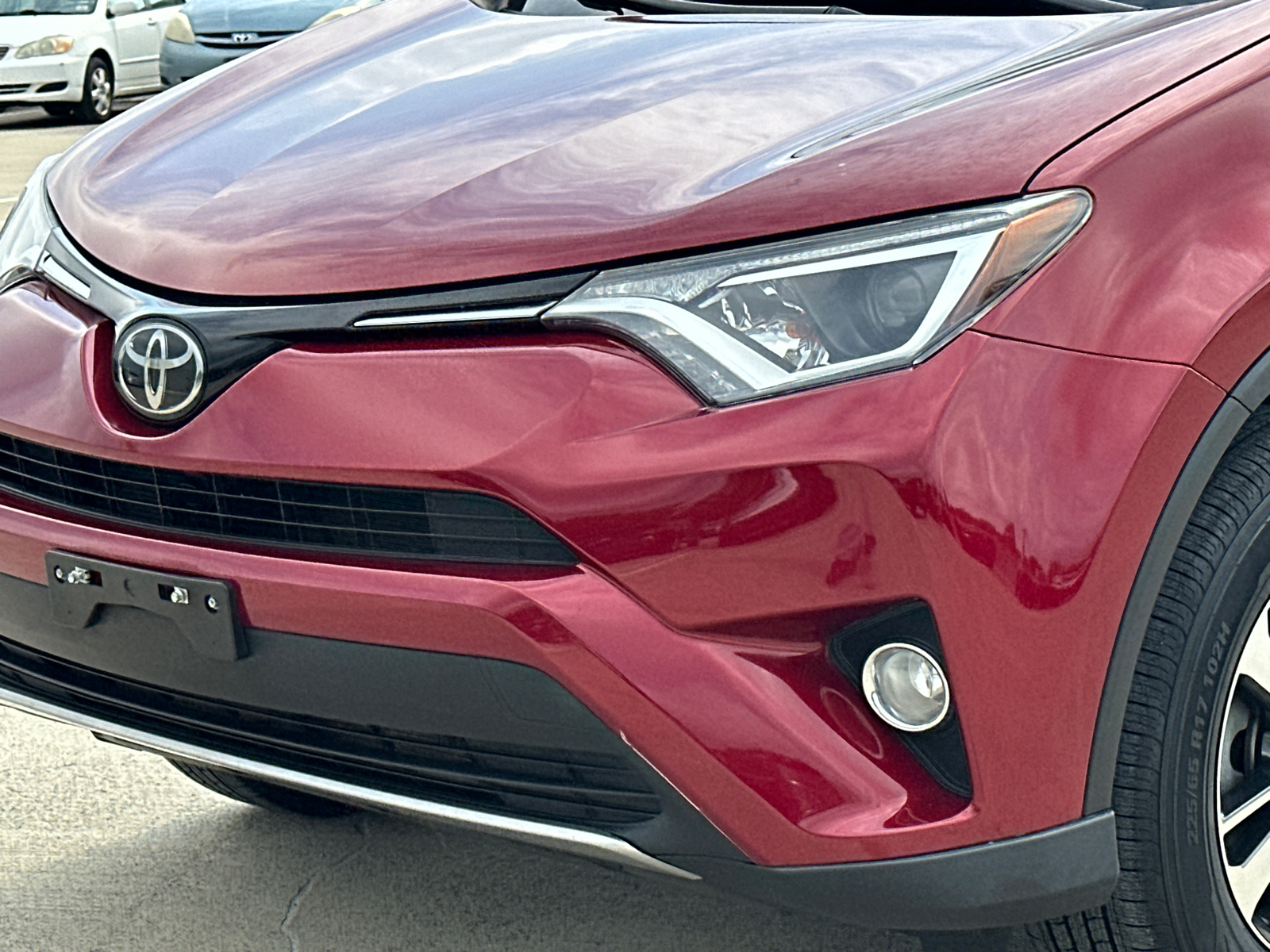 2018 Toyota RAV4 XLE 4