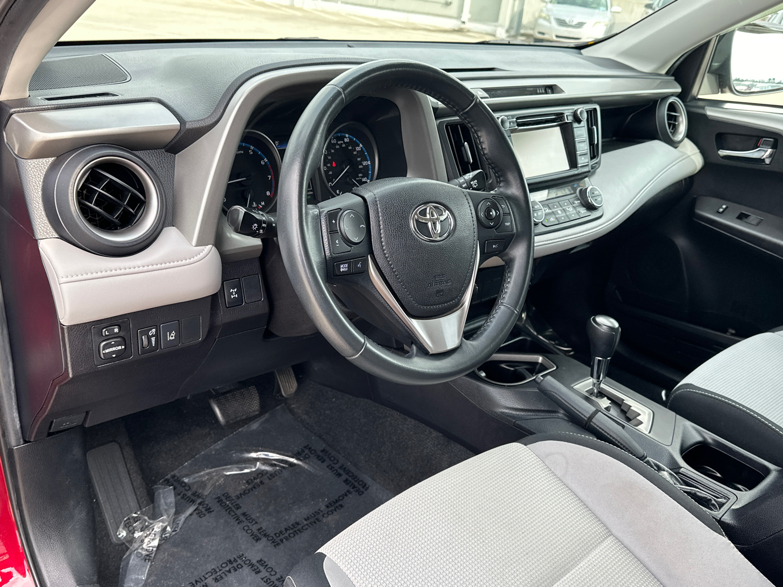 2018 Toyota RAV4 XLE 21