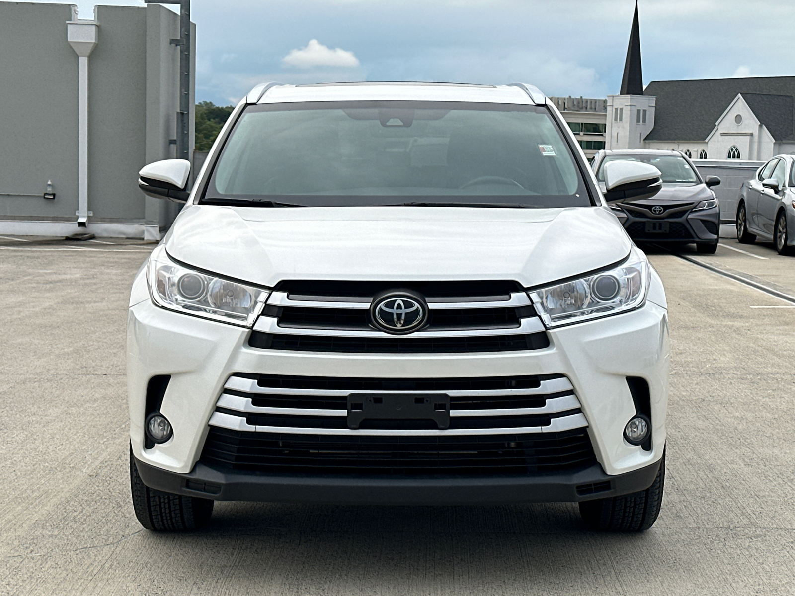 2019 Toyota Highlander XLE 2