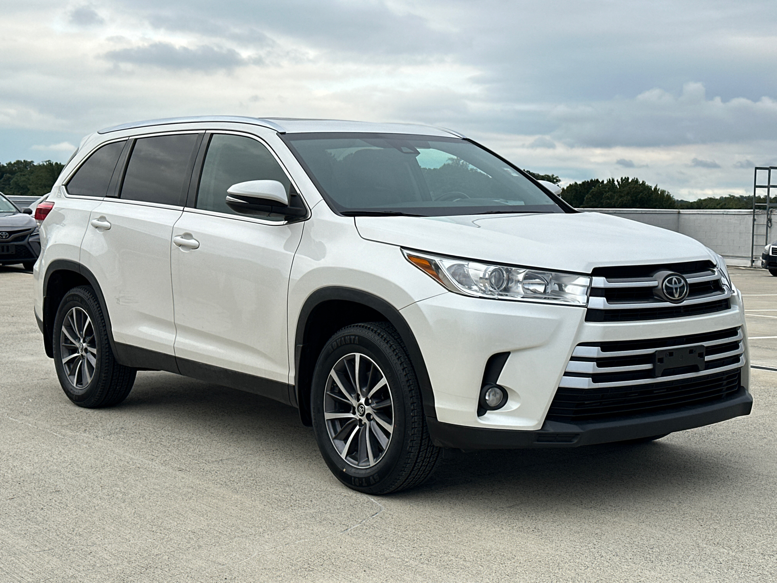 2019 Toyota Highlander XLE 36